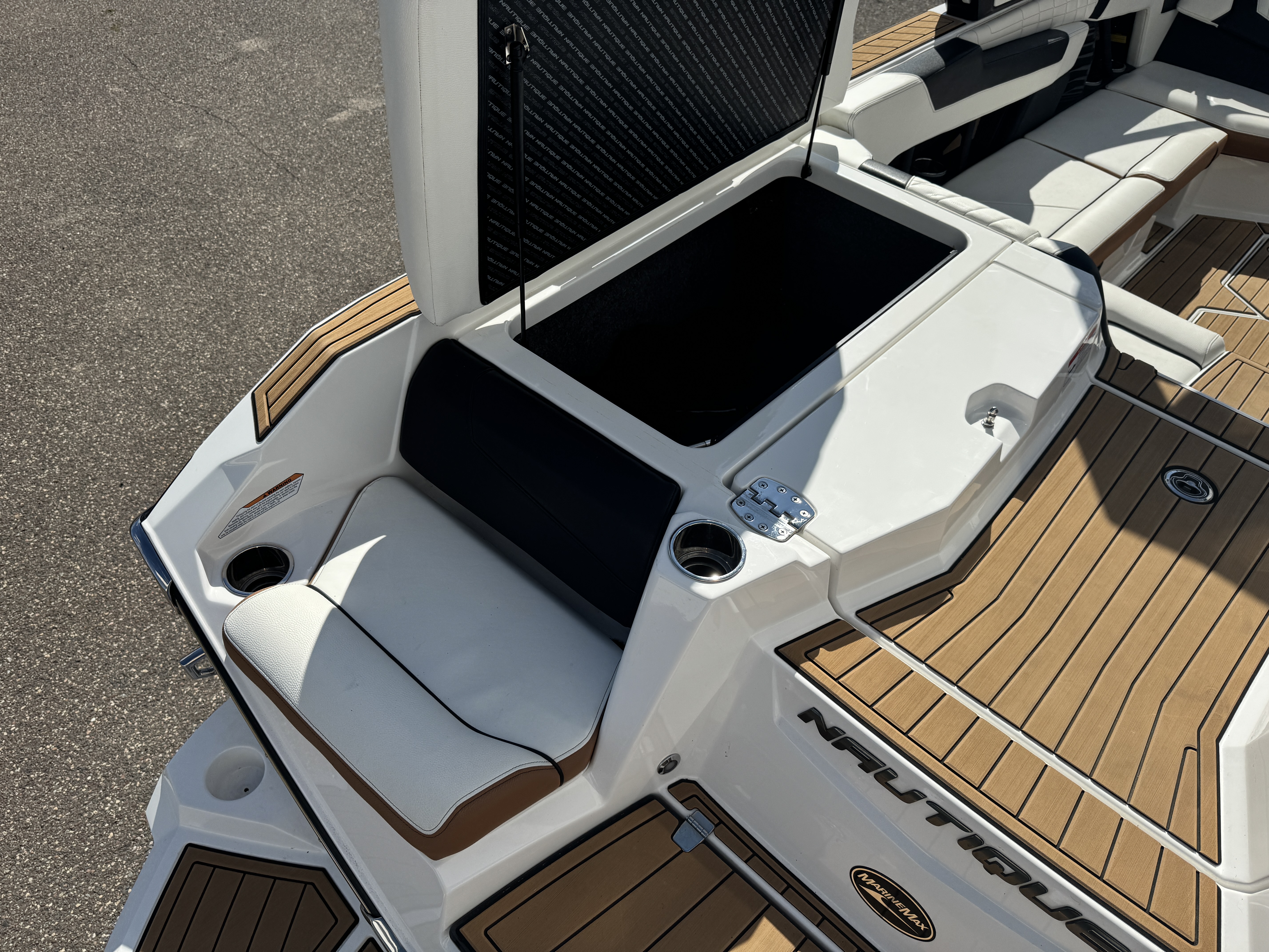 Slide: The Image of Nautique Super Air Nautique G23 2022 - 10