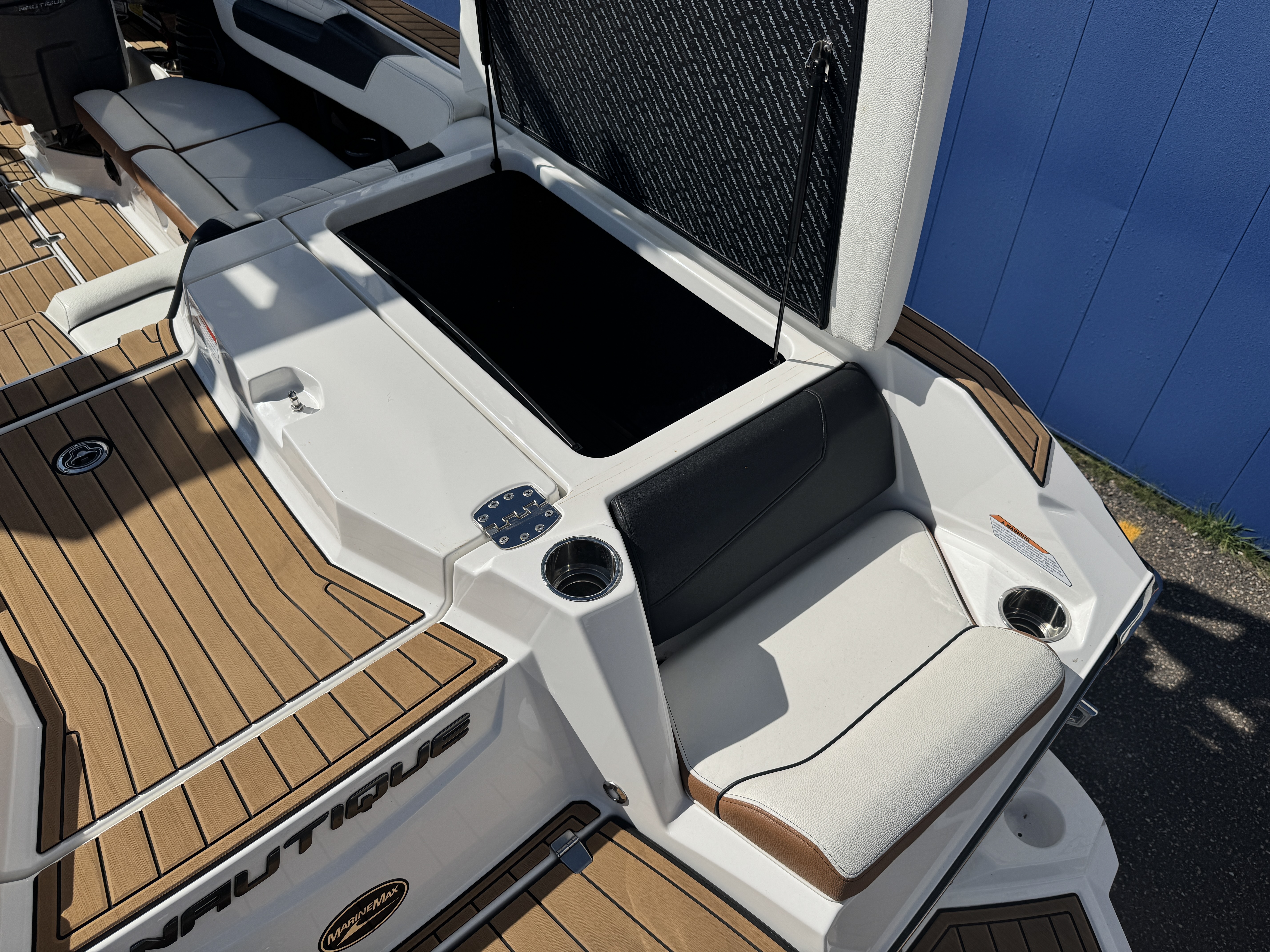 Slide: The Image of Nautique Super Air Nautique G23 2022 - 11