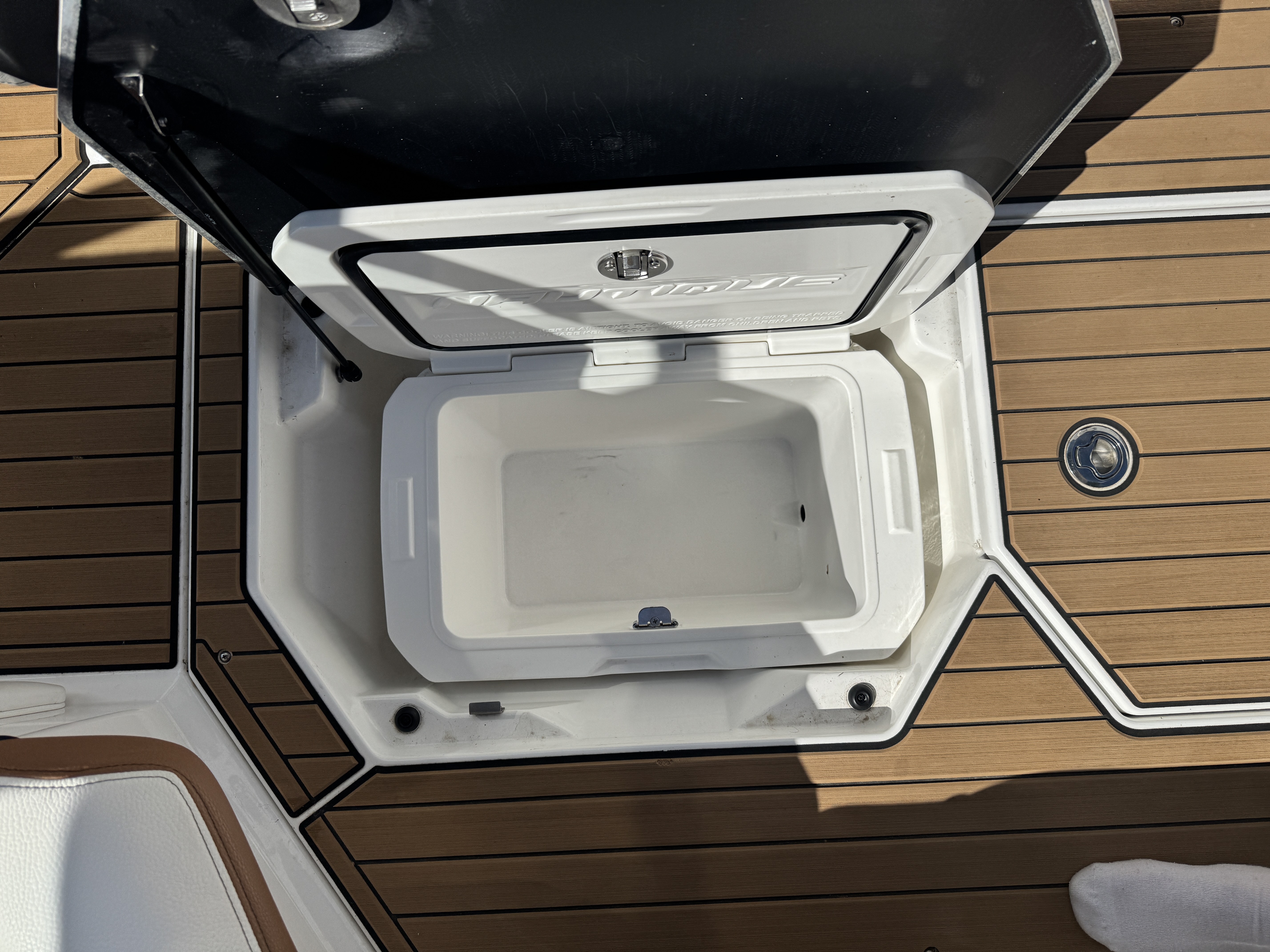 Slide: The Image of Nautique Super Air Nautique G23 2022 - 30