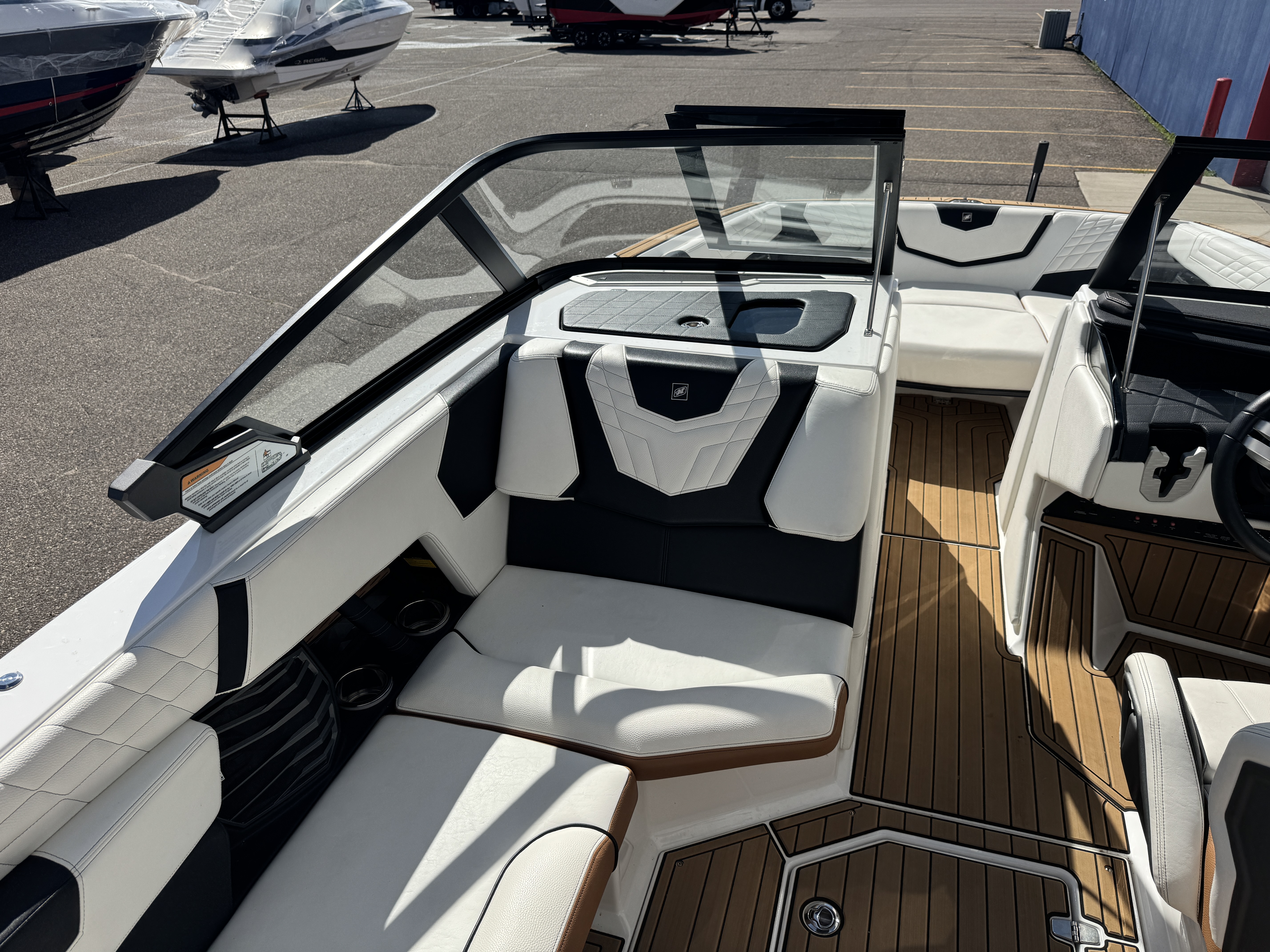 Slide: The Image of Nautique Super Air Nautique G23 2022 - 39