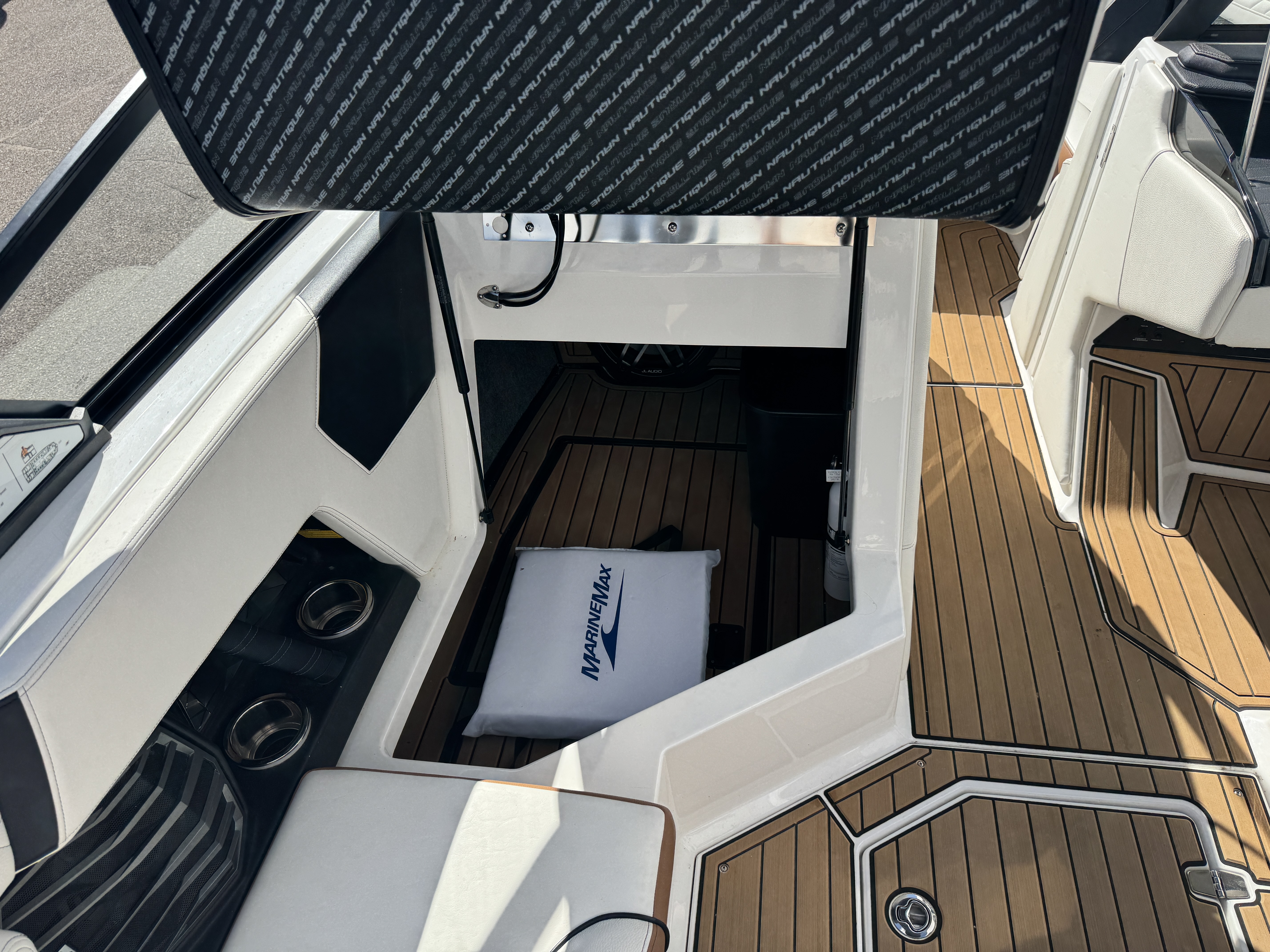 Slide: The Image of Nautique Super Air Nautique G23 2022 - 41