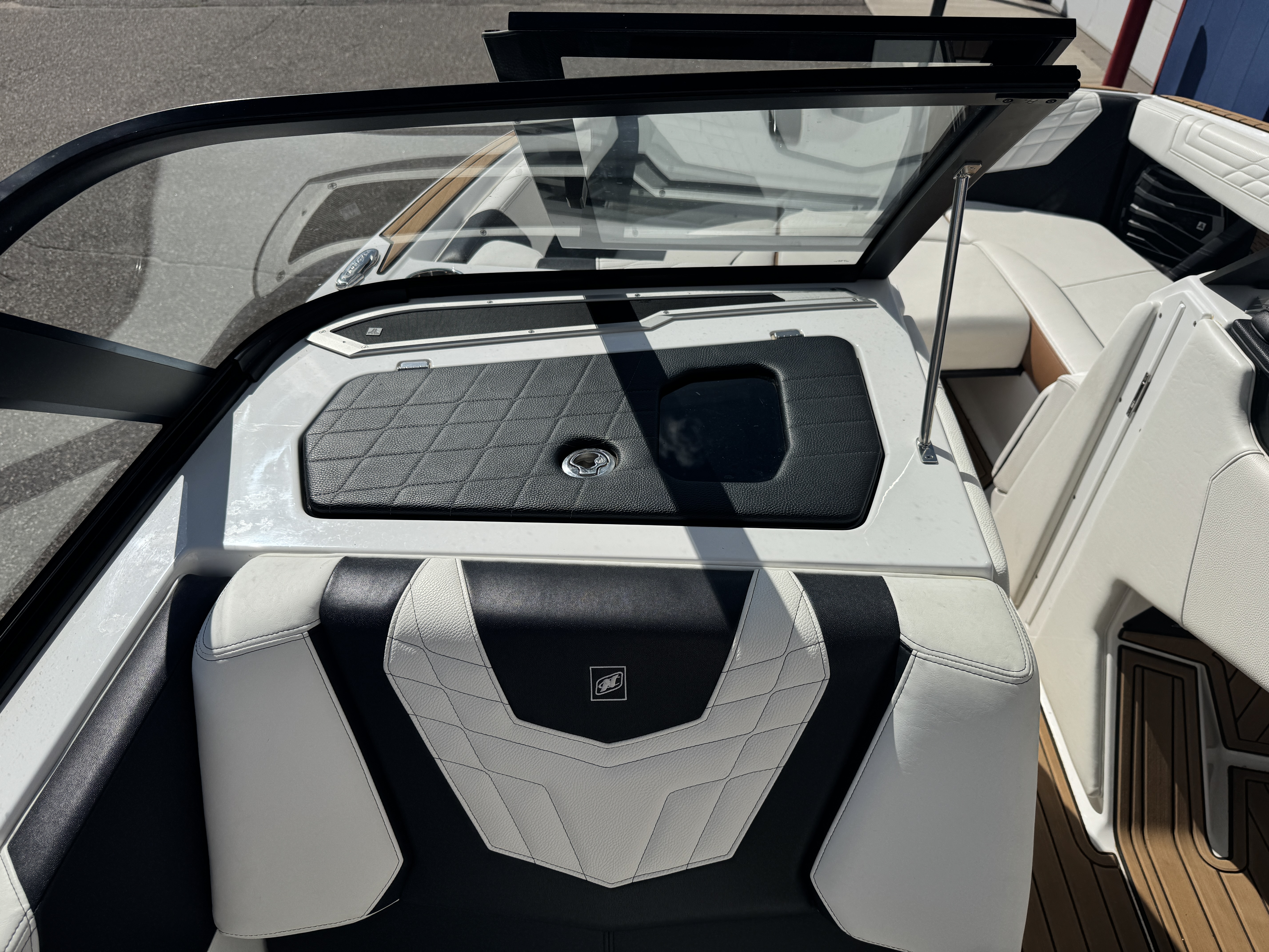 Slide: The Image of Nautique Super Air Nautique G23 2022 - 42