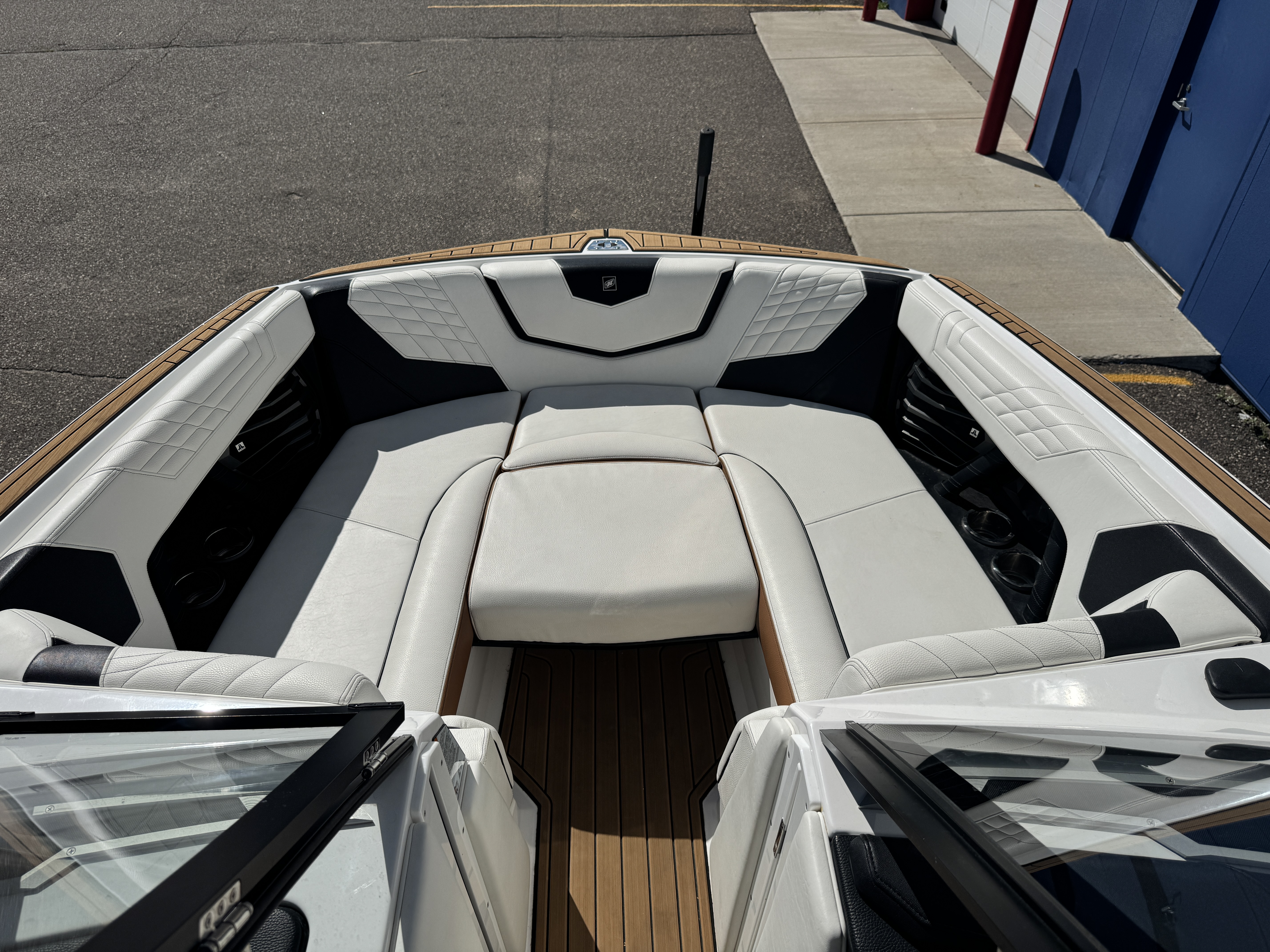 Slide: The Image of Nautique Super Air Nautique G23 2022 - 52