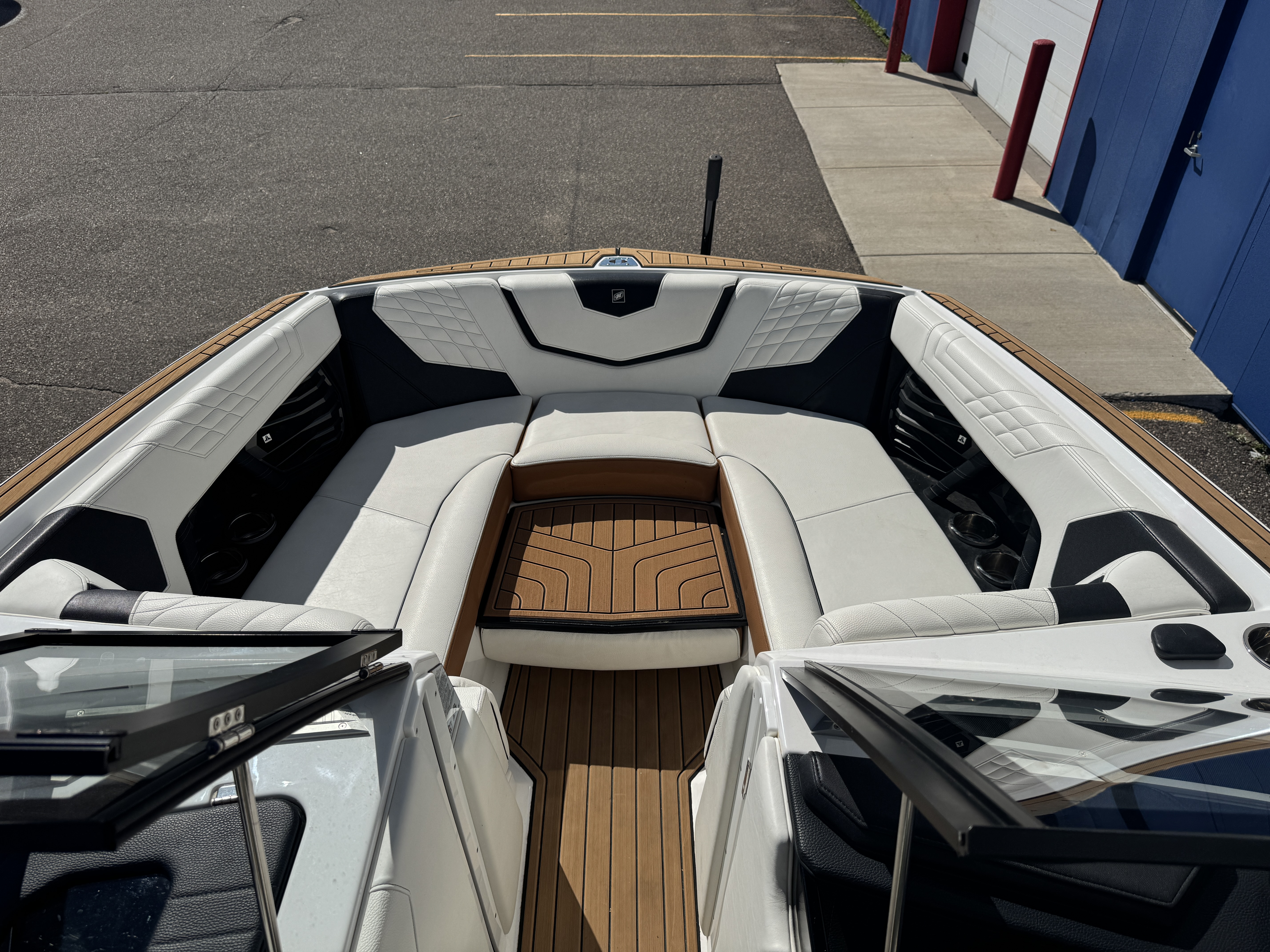 Slide: The Image of Nautique Super Air Nautique G23 2022 - 53