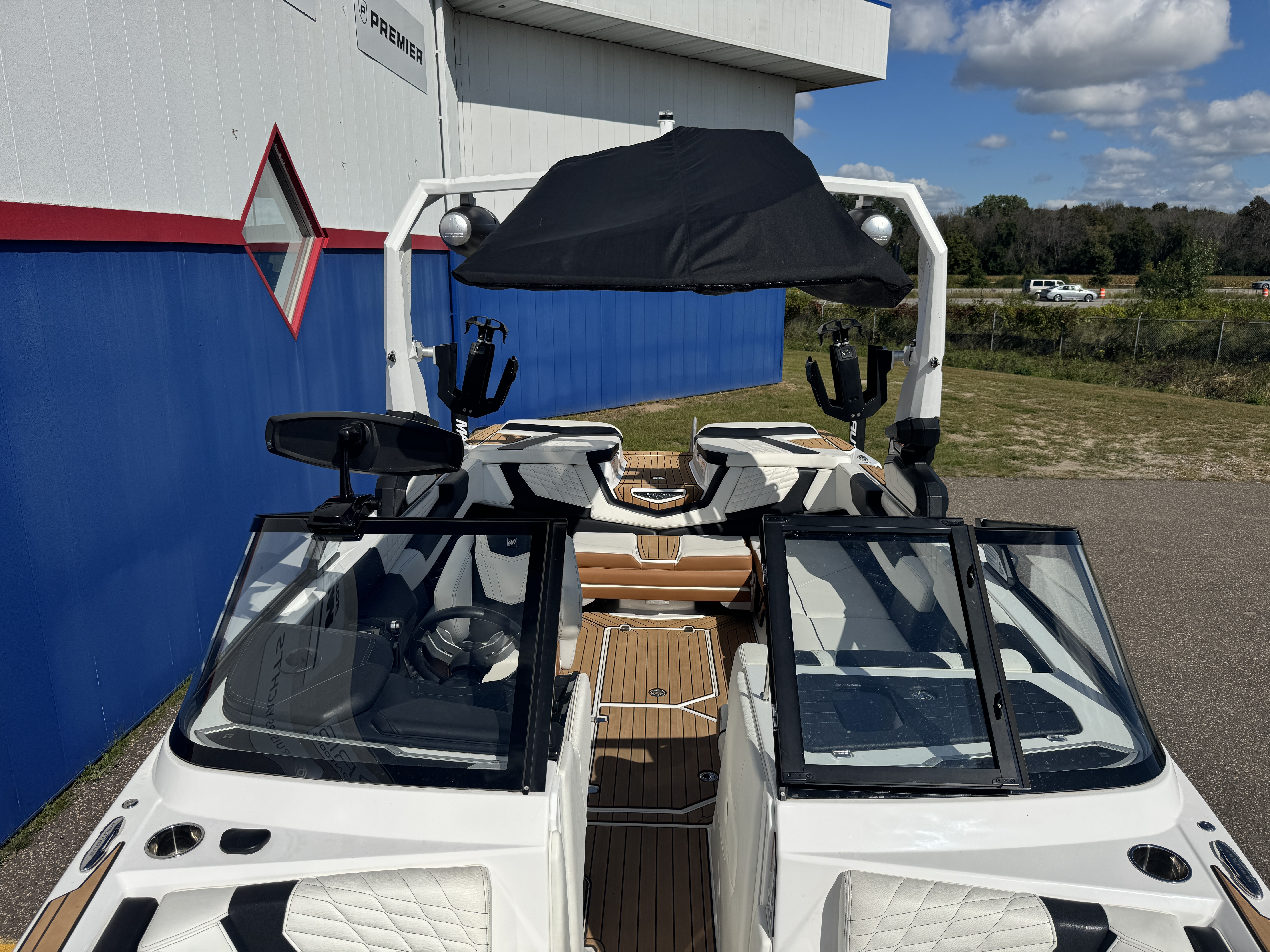 Slide: The Image of Nautique Super Air Nautique G23 2022 - 60