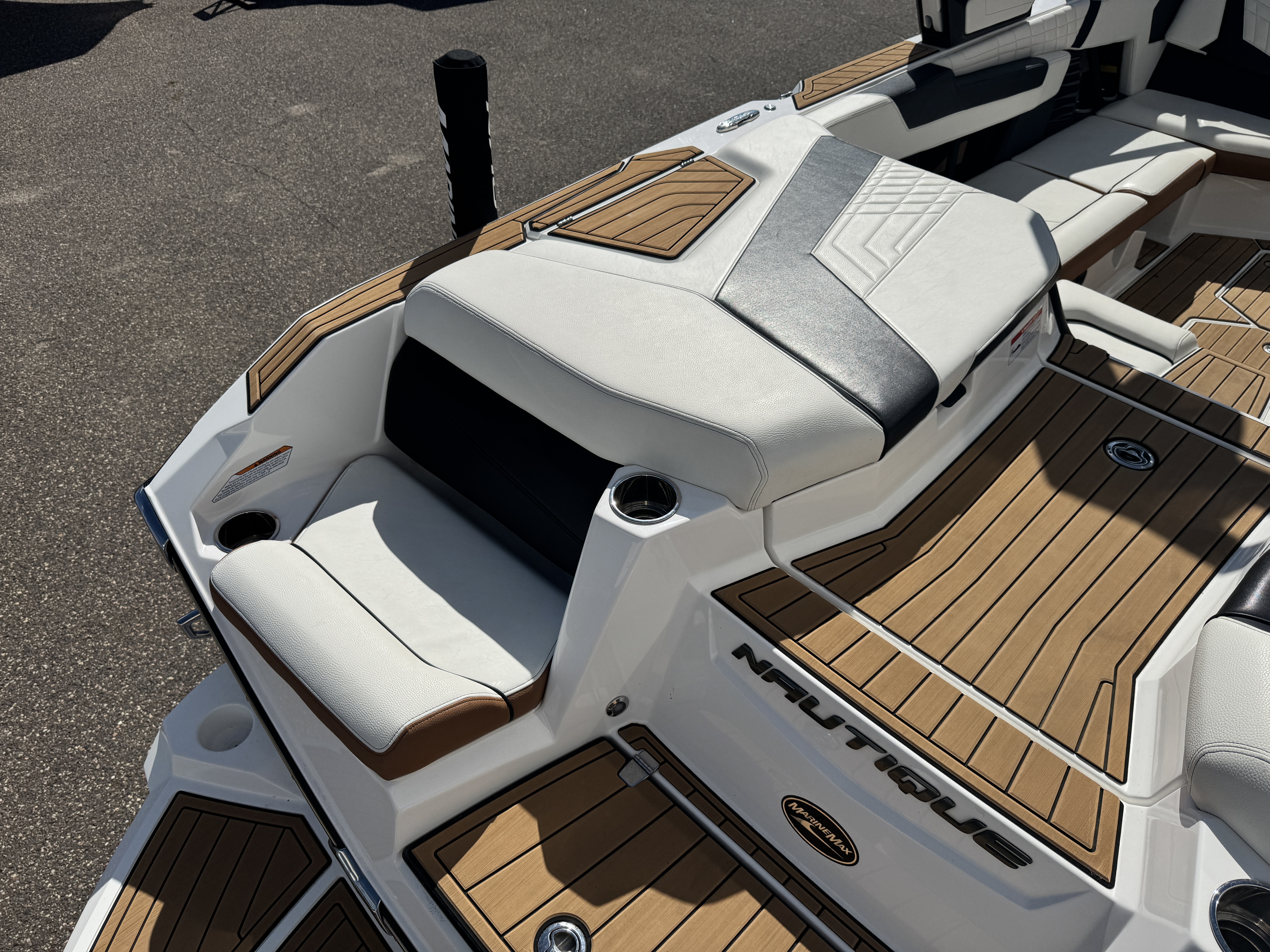 Slide: The Image of Nautique Super Air Nautique G23 2022 - 7