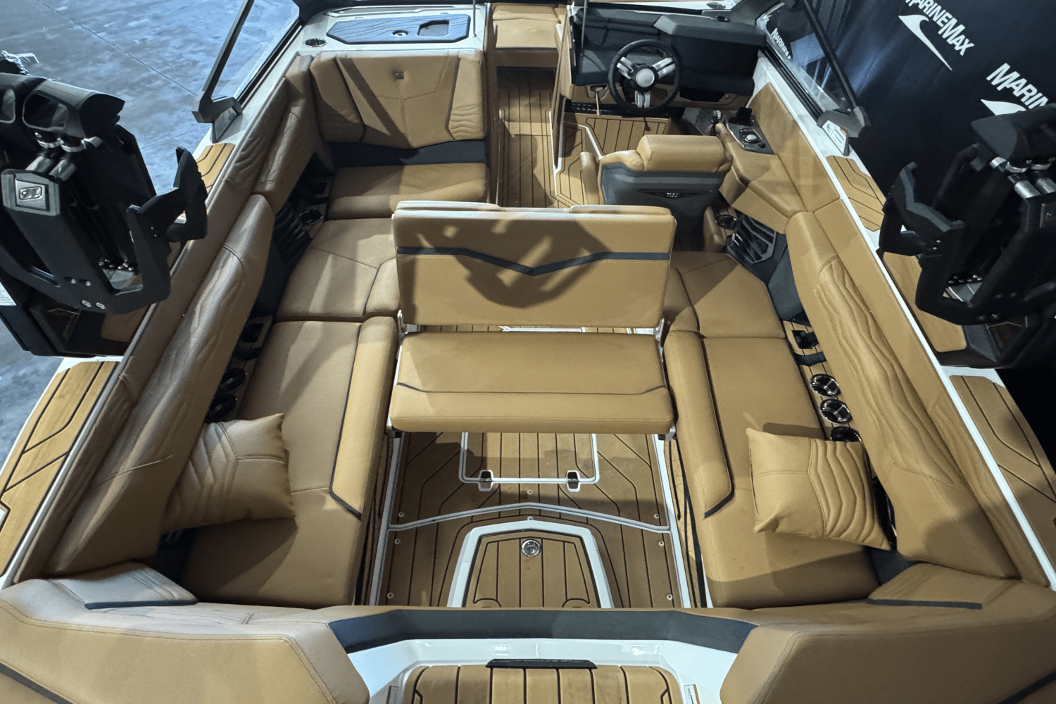 Slide: The Image of Nautique Super Air Nautique G23 2025 - 10