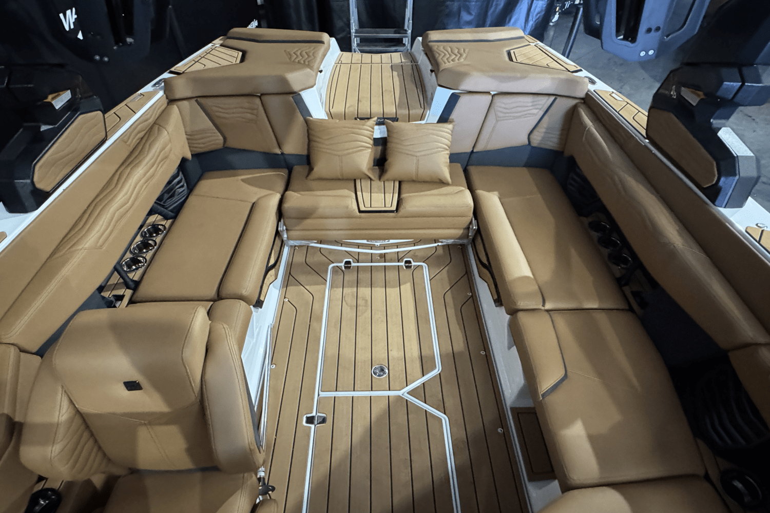 Slide: The Image of Nautique Super Air Nautique G23 2025 - 12
