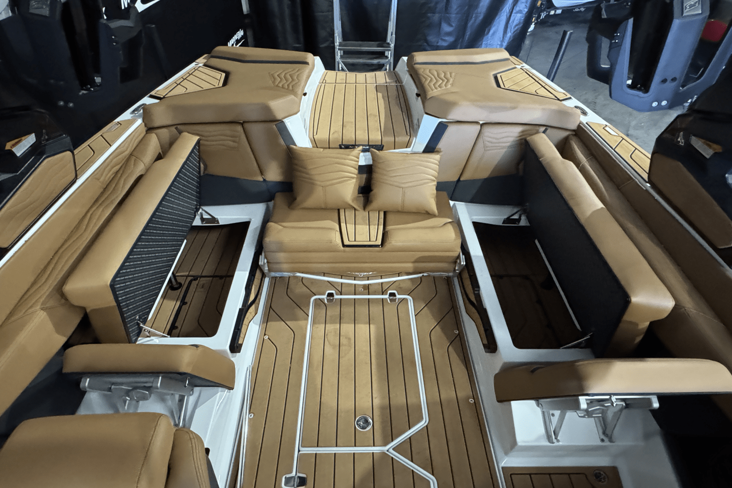 Slide: The Image of Nautique Super Air Nautique G23 2025 - 13