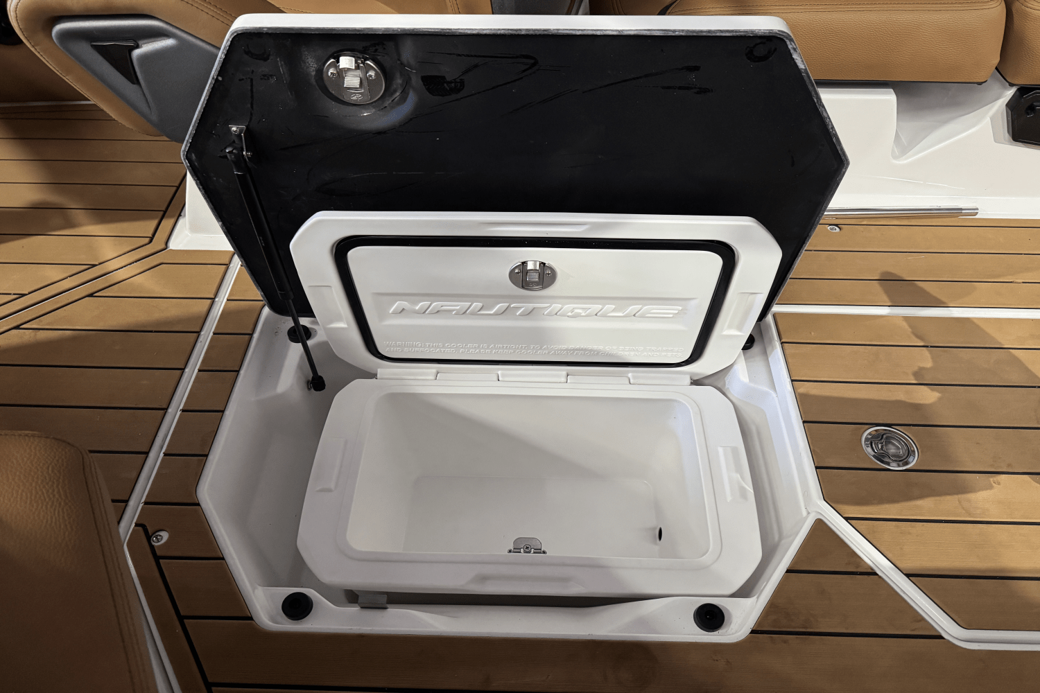 Slide: The Image of Nautique Super Air Nautique G23 2025 - 14