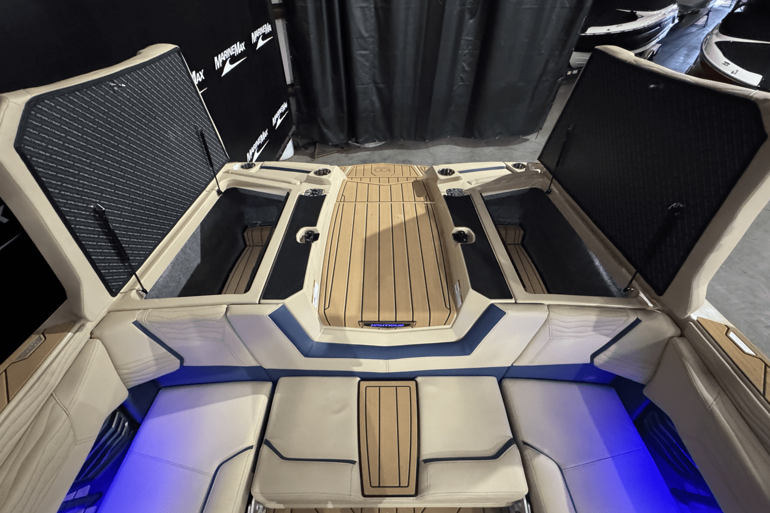 Slide: The Image of Nautique Super Air Nautique G23 2025 - 17