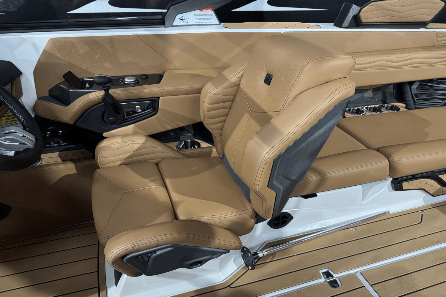 Slide: The Image of Nautique Super Air Nautique G23 2025 - 22