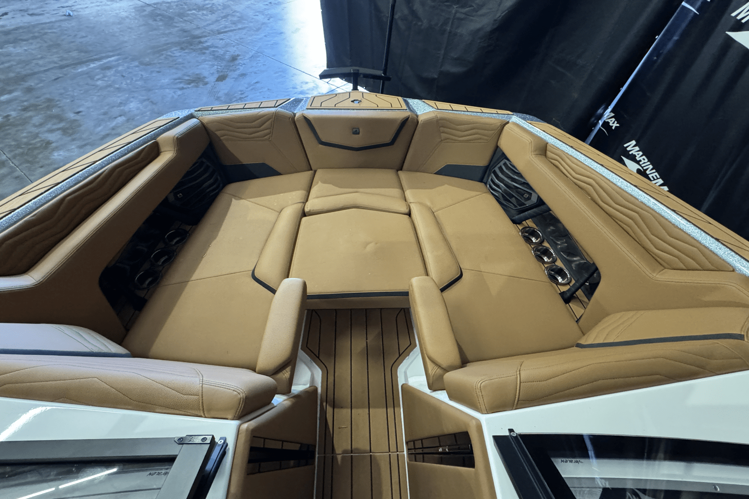 Slide: The Image of Nautique Super Air Nautique G23 2025 - 26