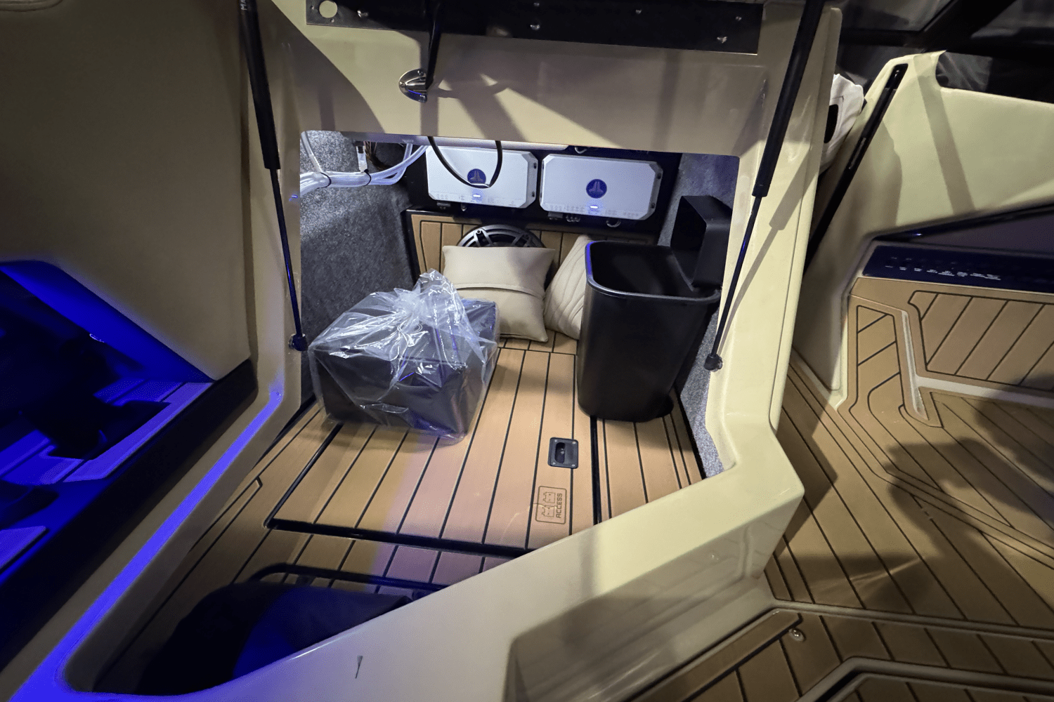 Slide: The Image of Nautique Super Air Nautique G23 2025 - 29