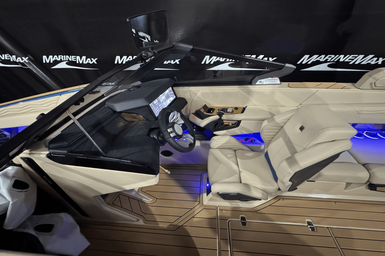 Slide: The Image of Nautique Super Air Nautique G23 2025 - 33