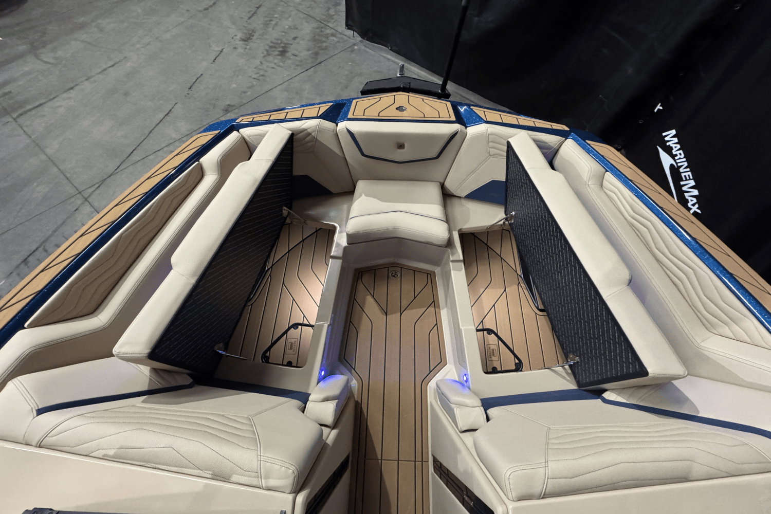 Slide: The Image of Nautique Super Air Nautique G23 2025 - 43