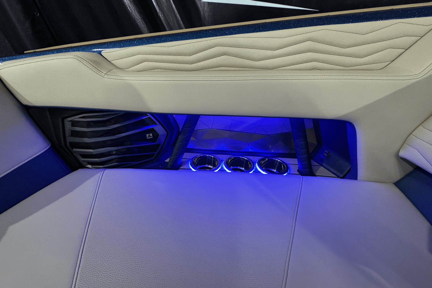 Slide: The Image of Nautique Super Air Nautique G23 2025 - 44