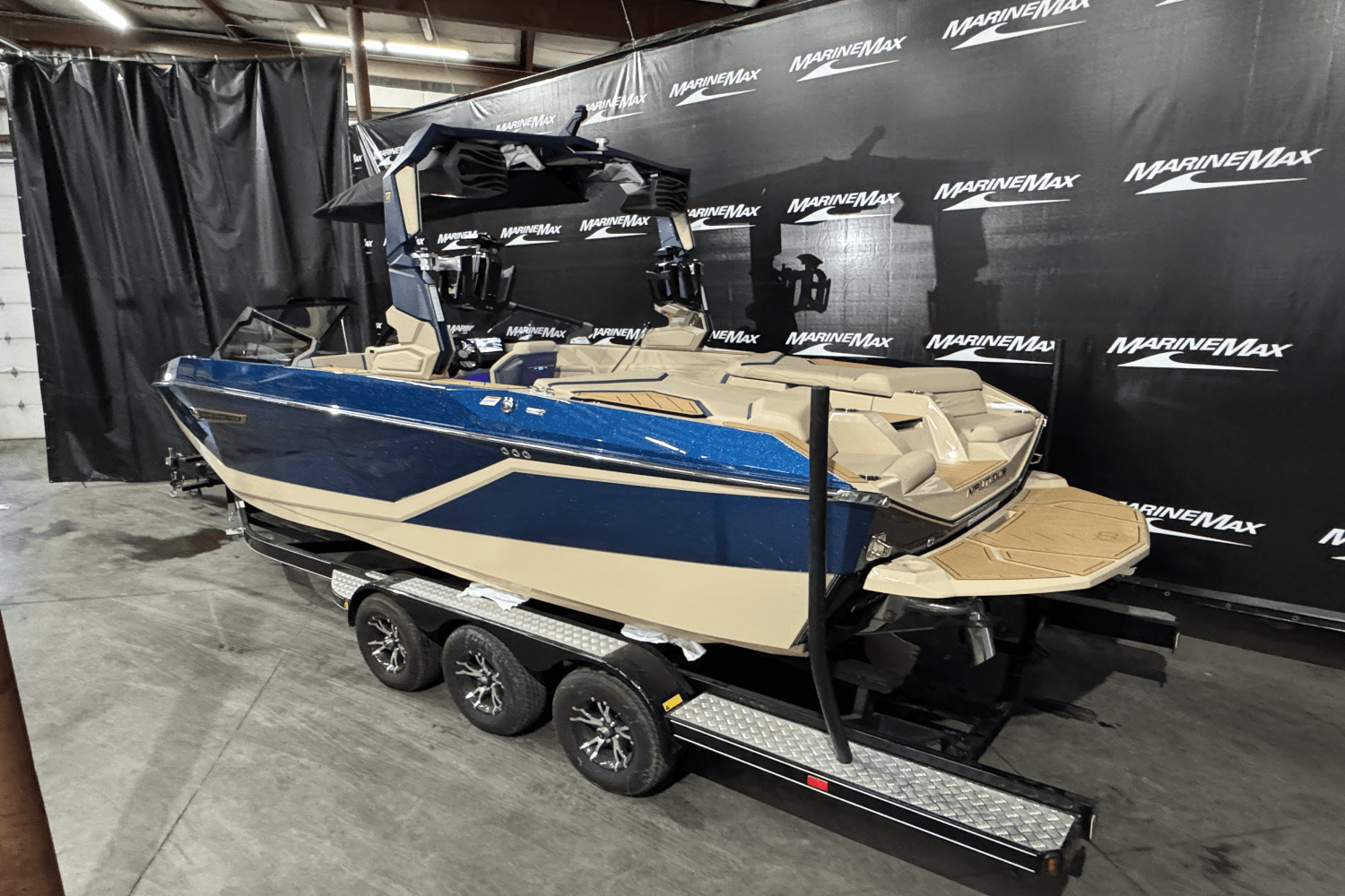 Slide: The Image of Nautique Super Air Nautique G23 2025 - 5