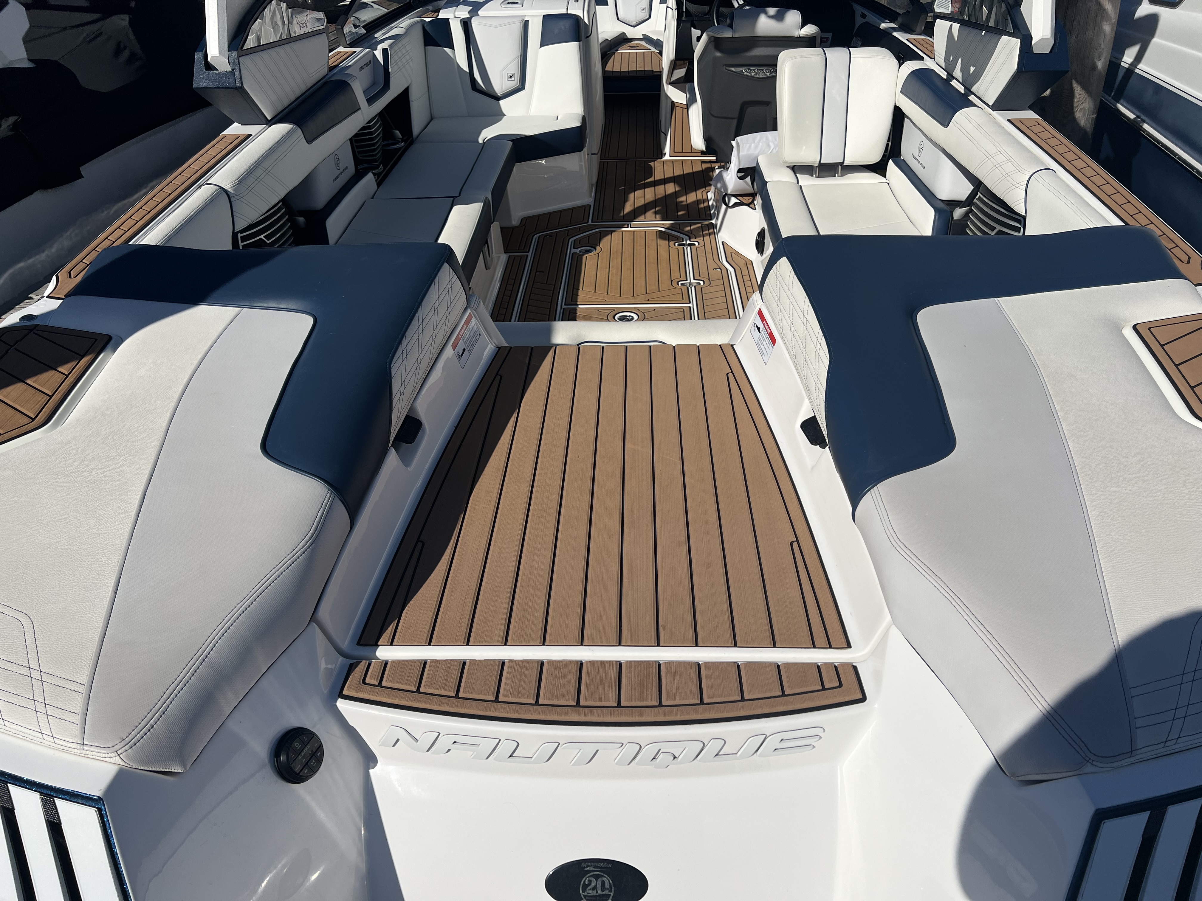 Slide: The Image of Nautique Super Air Nautique G25 2019 - 11
