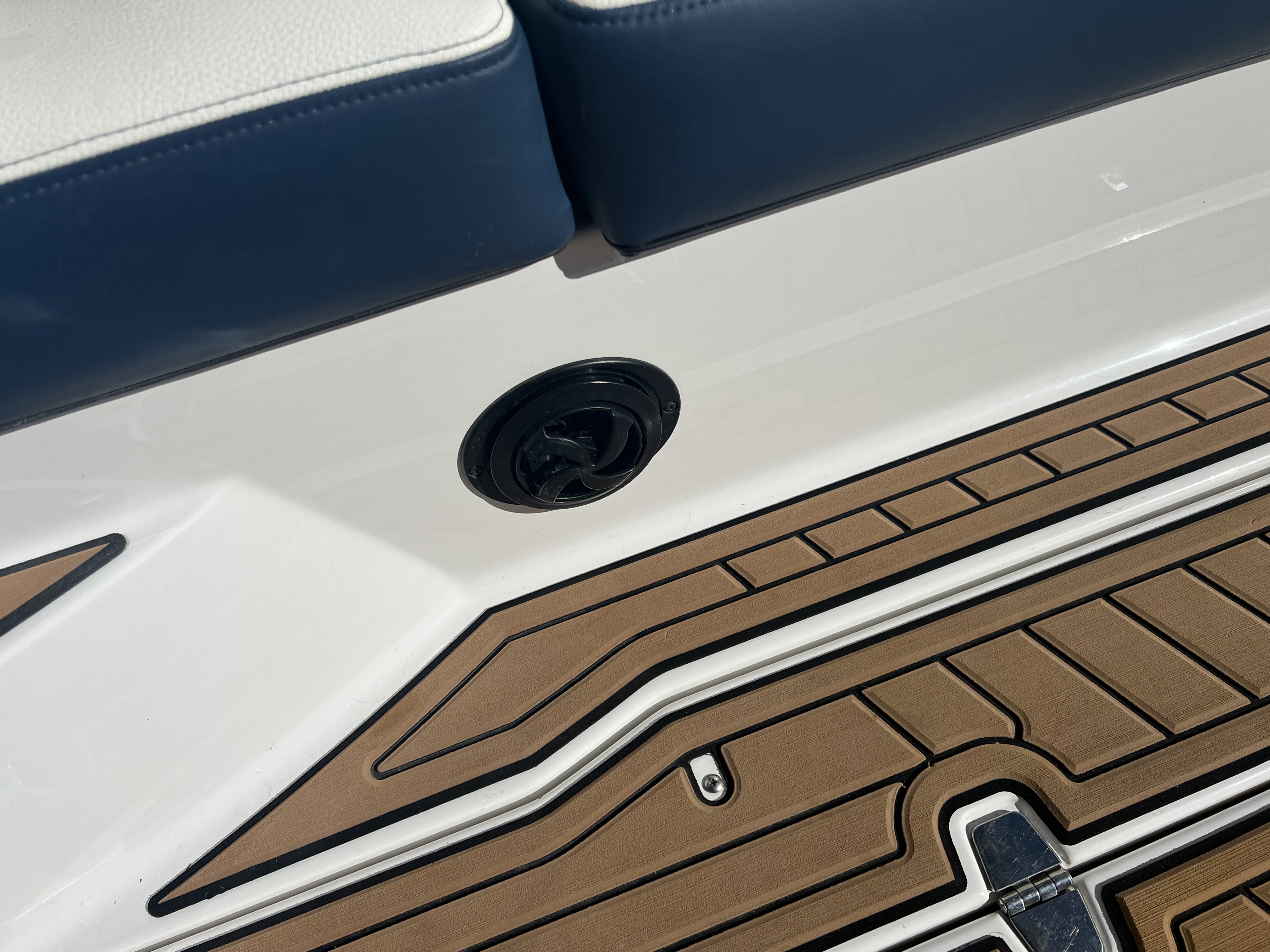 Slide: The Image of Nautique Super Air Nautique G25 2019 - 25