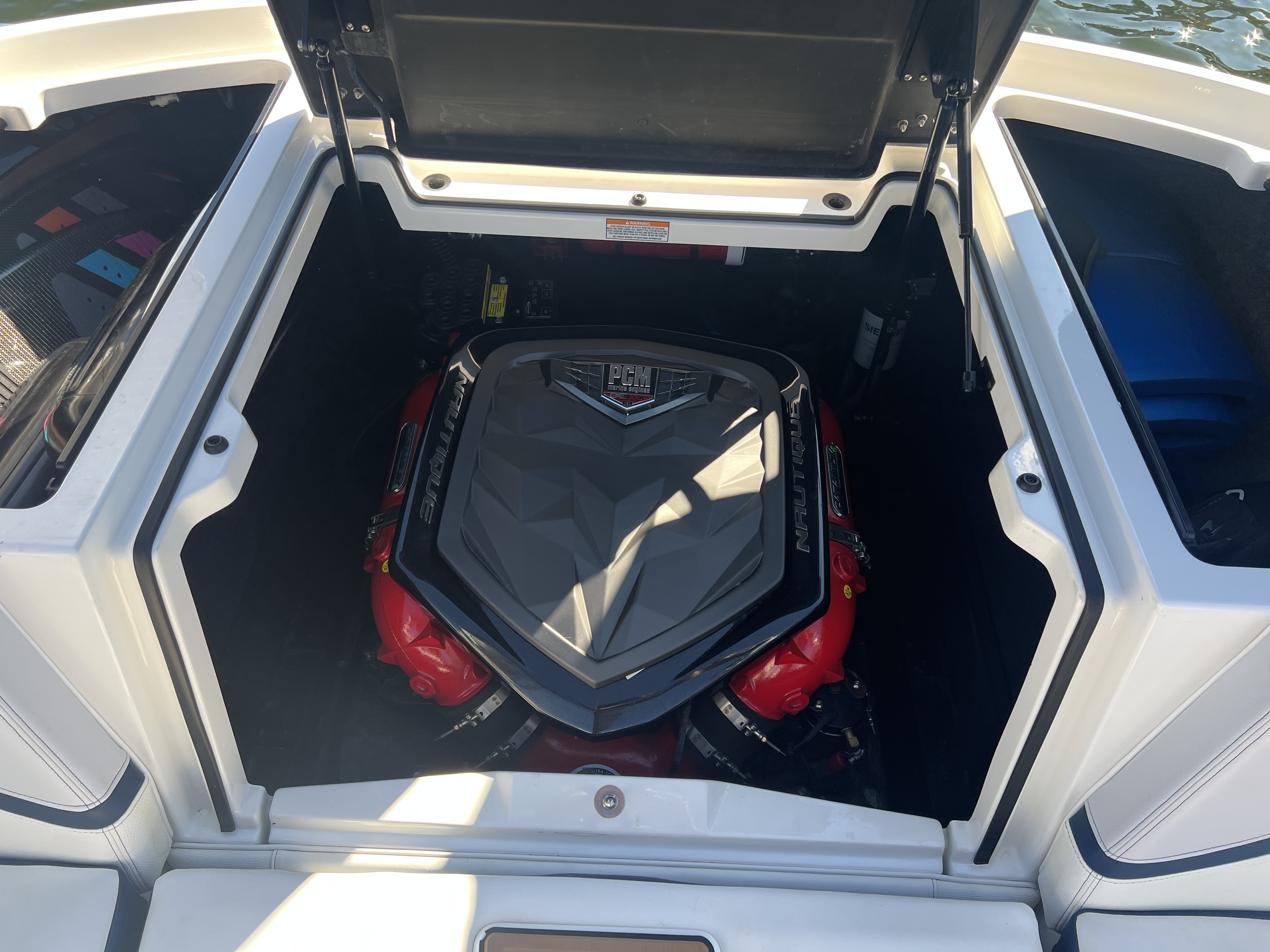 Slide: The Image of Nautique Super Air Nautique G25 2019 - 27