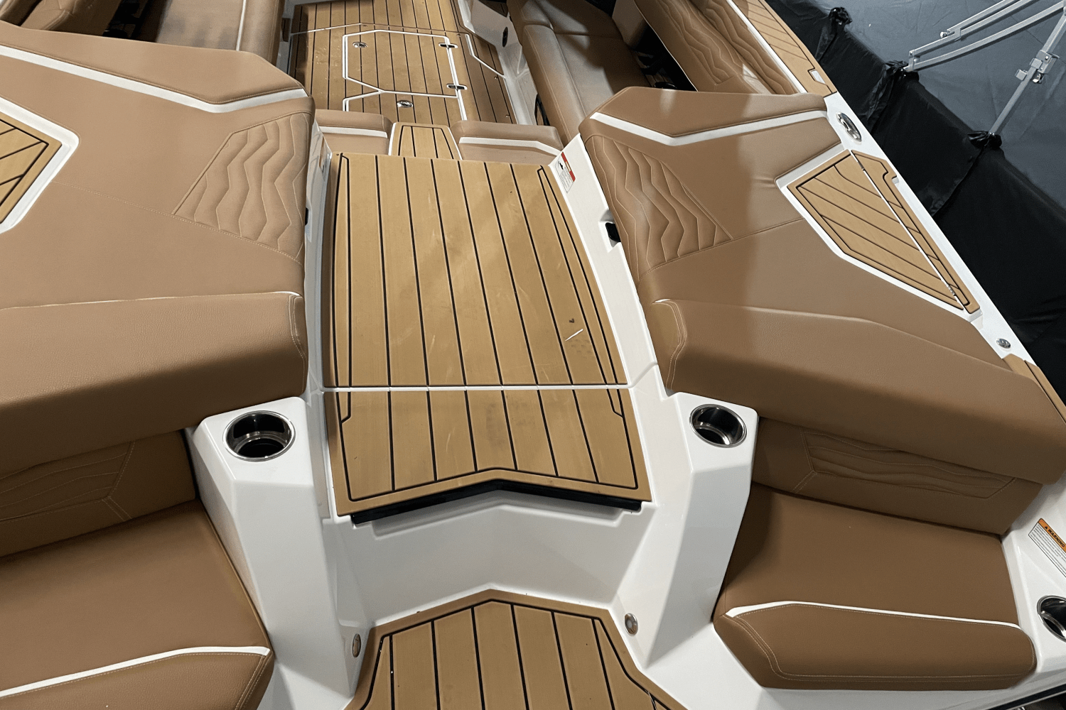 Slide: The Image of Nautique Super Air Nautique G25 2025 - 11