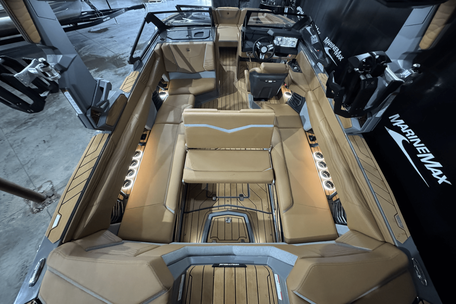 Slide: The Image of Nautique Super Air Nautique G25 2025 - 15