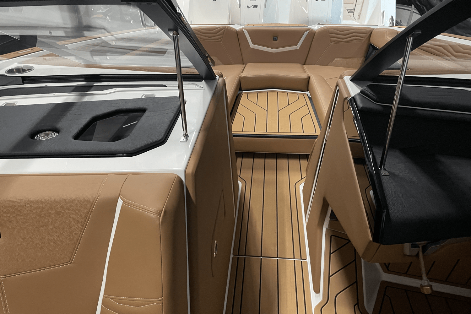 Slide: The Image of Nautique Super Air Nautique G25 2025 - 17