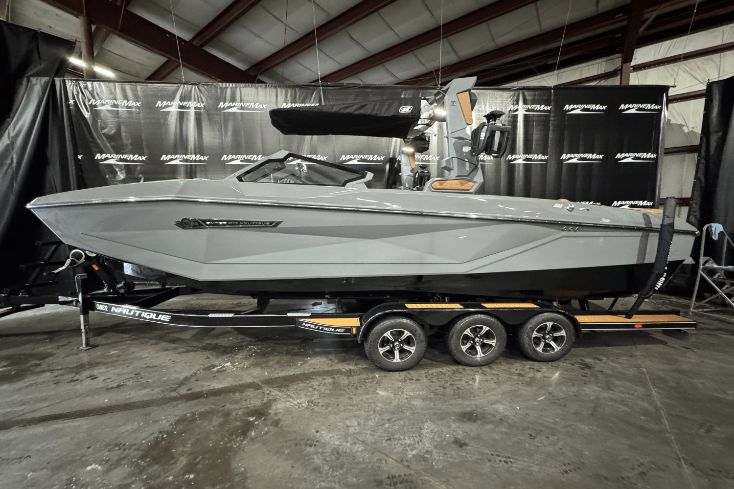 Slide: The Image of Nautique Super Air Nautique G25 2025 - 3