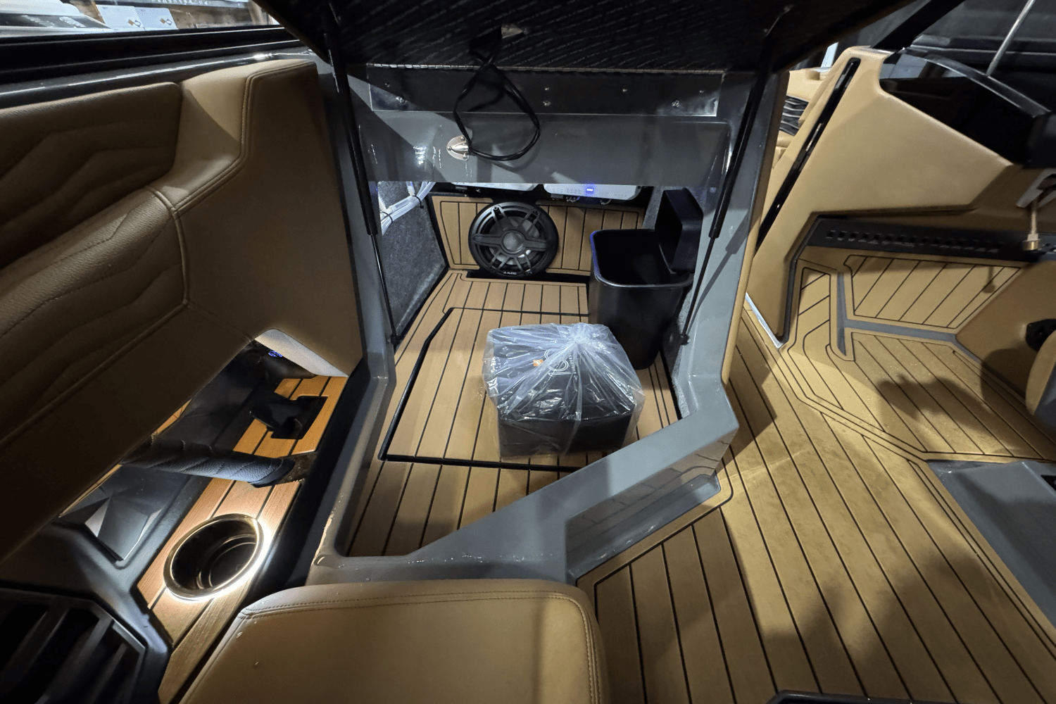 Slide: The Image of Nautique Super Air Nautique G25 2025 - 30