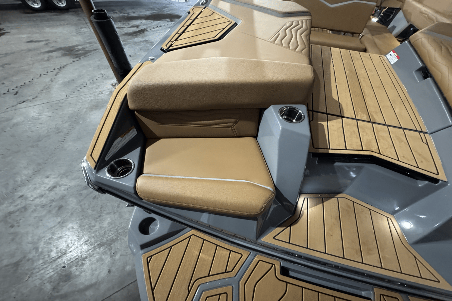 Slide: The Image of Nautique Super Air Nautique G25 2025 - 7