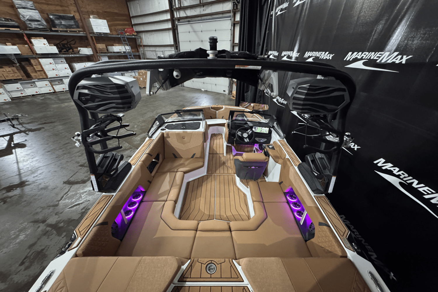 Slide: The Image of Nautique Super Air Nautique GS20 2025 - 11