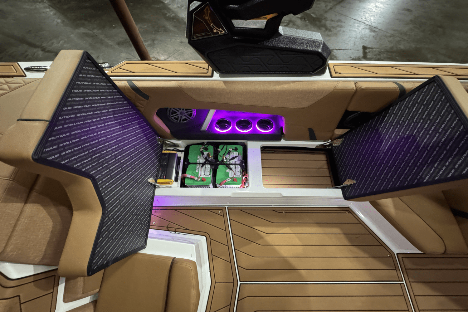 Slide: The Image of Nautique Super Air Nautique GS20 2025 - 20