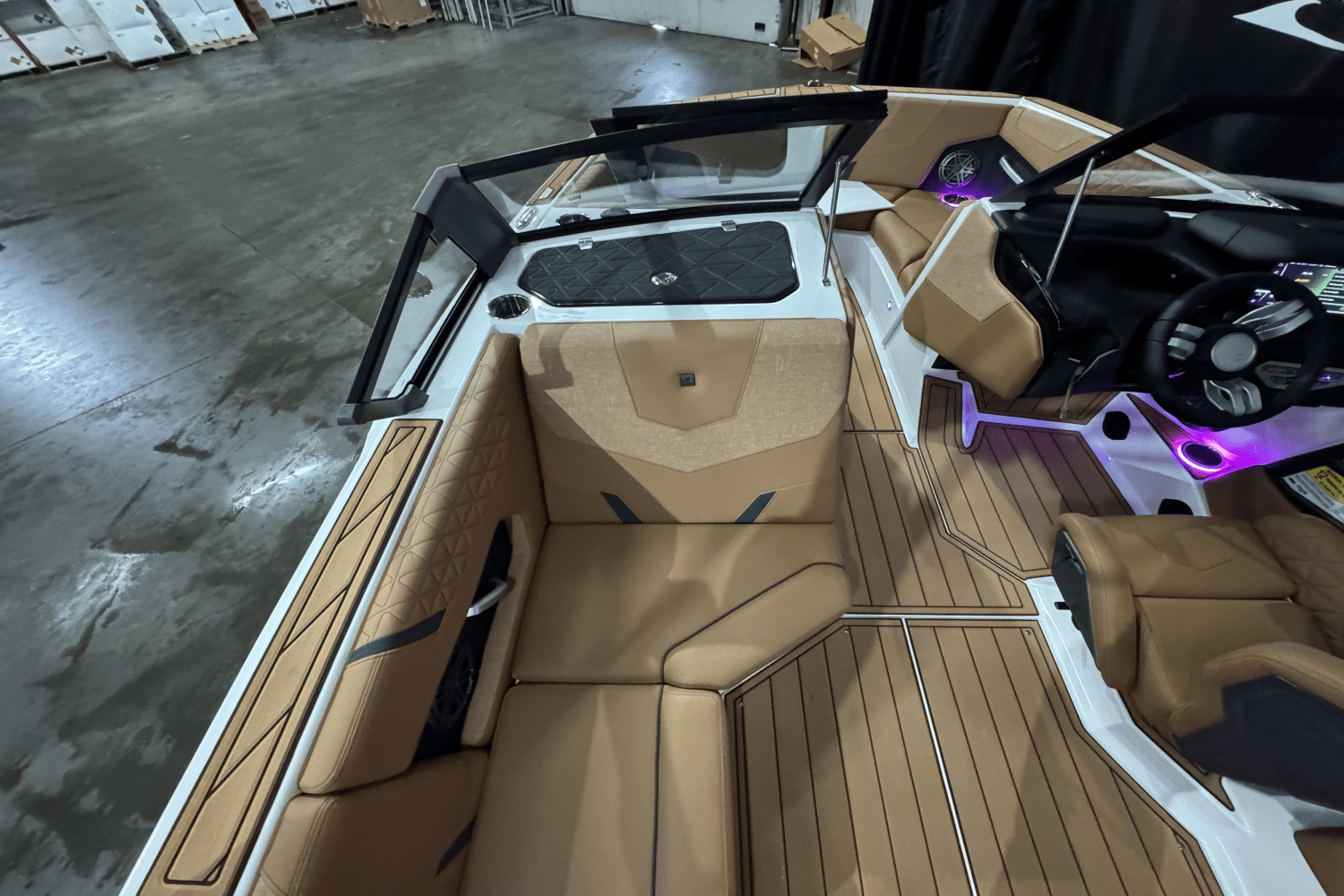 Slide: The Image of Nautique Super Air Nautique GS20 2025 - 21