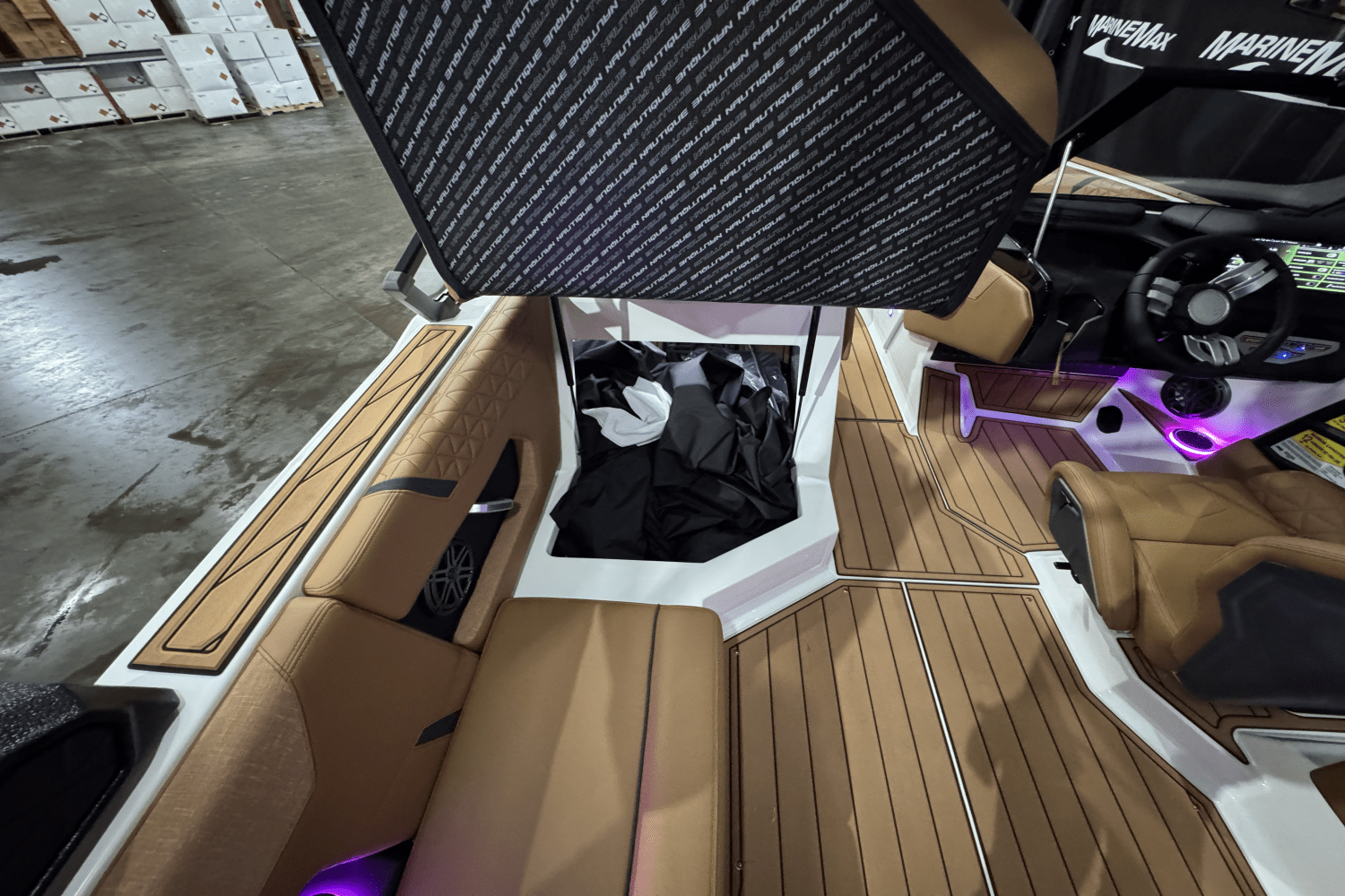 Slide: The Image of Nautique Super Air Nautique GS20 2025 - 22