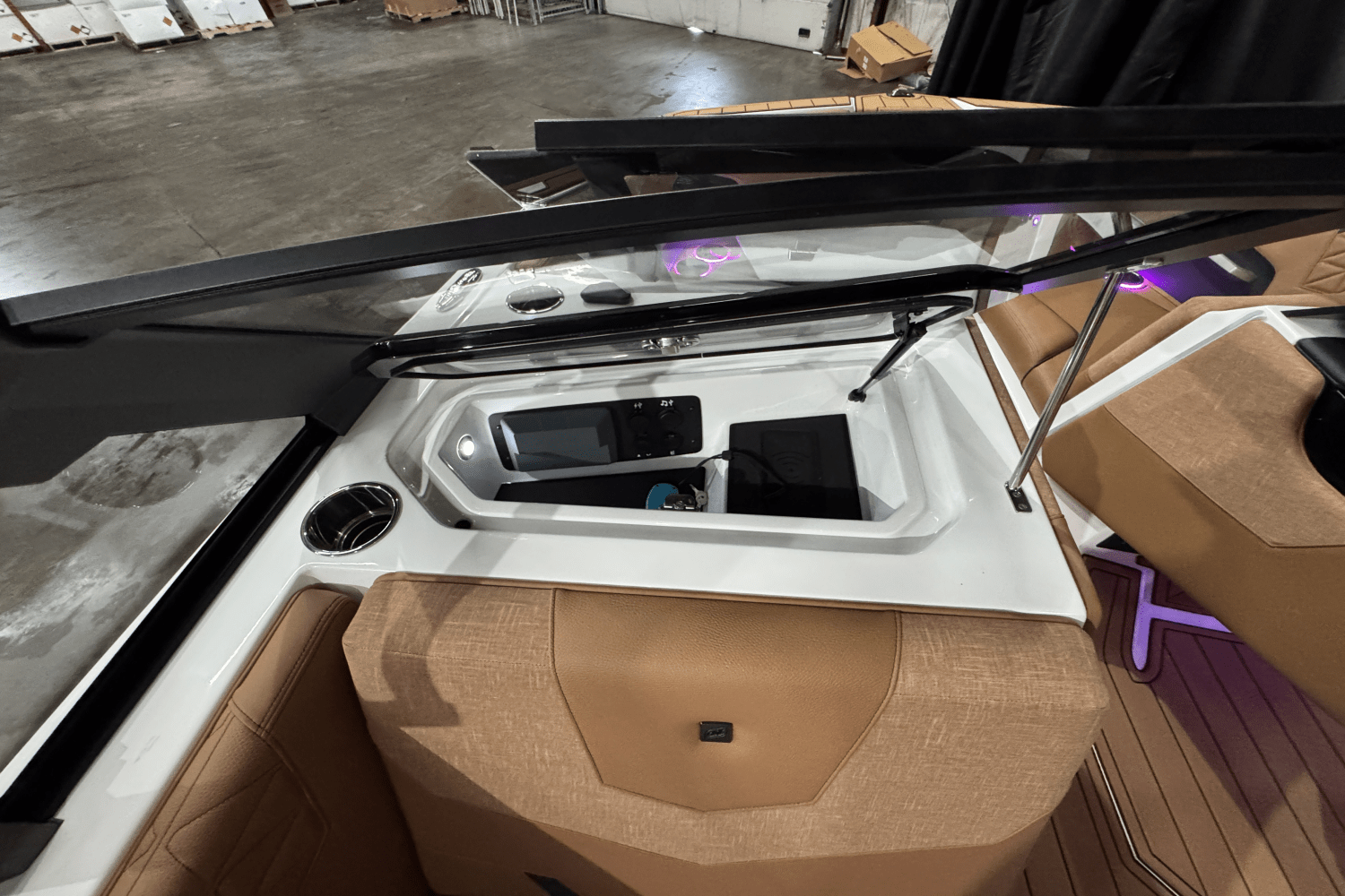 Slide: The Image of Nautique Super Air Nautique GS20 2025 - 24