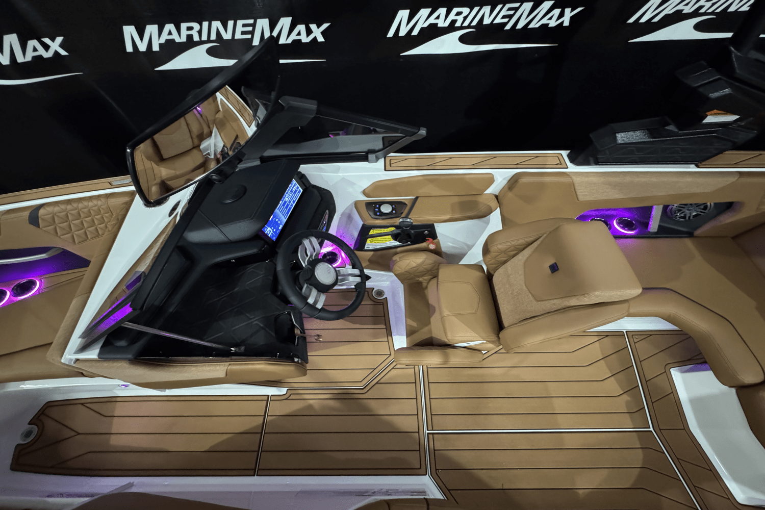 Slide: The Image of Nautique Super Air Nautique GS20 2025 - 26