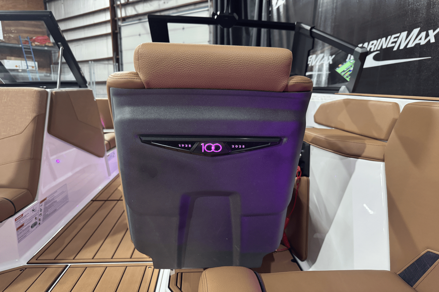 Slide: The Image of Nautique Super Air Nautique GS20 2025 - 27