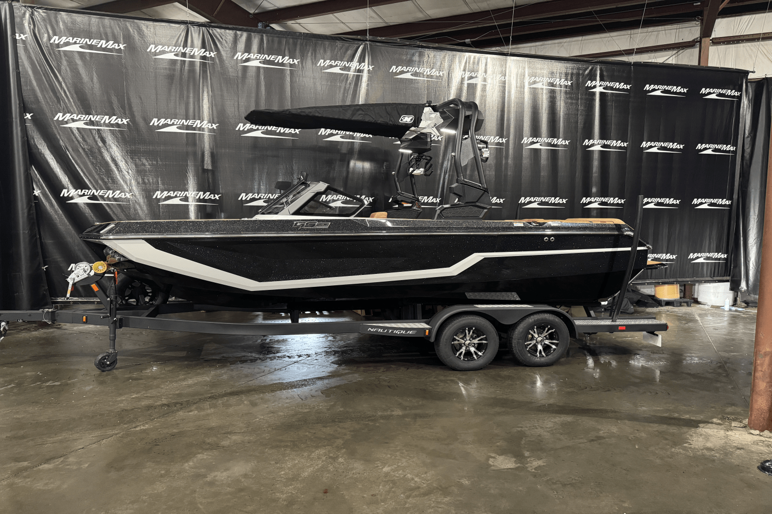 Slide: The Image of Nautique Super Air Nautique GS20 2025 - 3