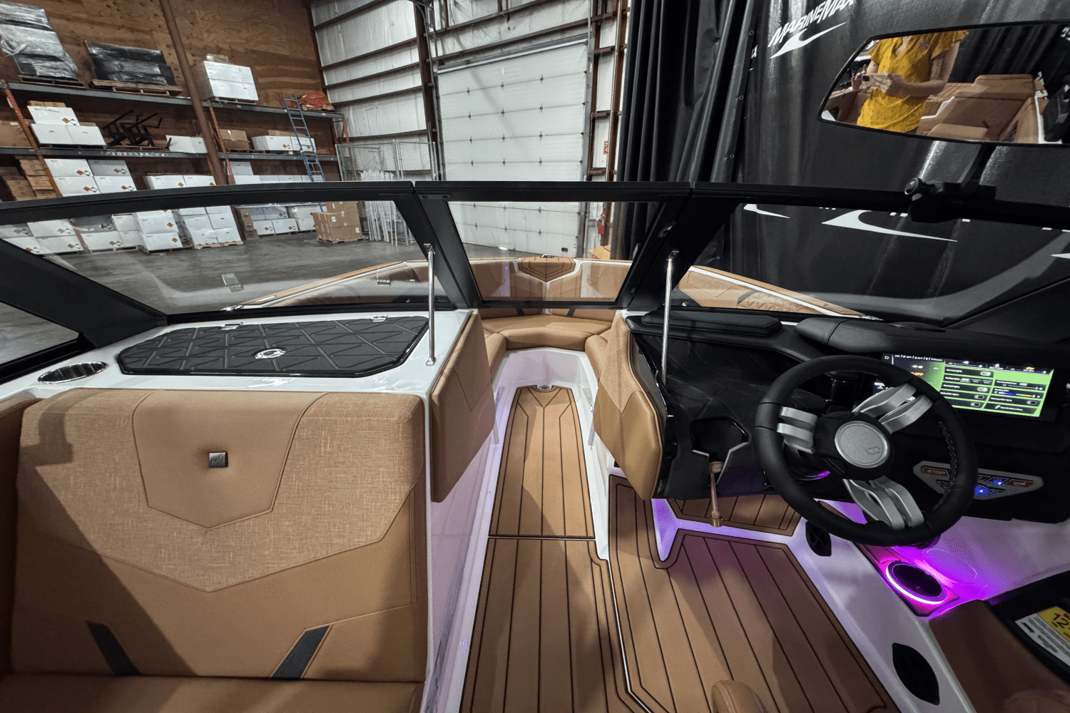 Slide: The Image of Nautique Super Air Nautique GS20 2025 - 31