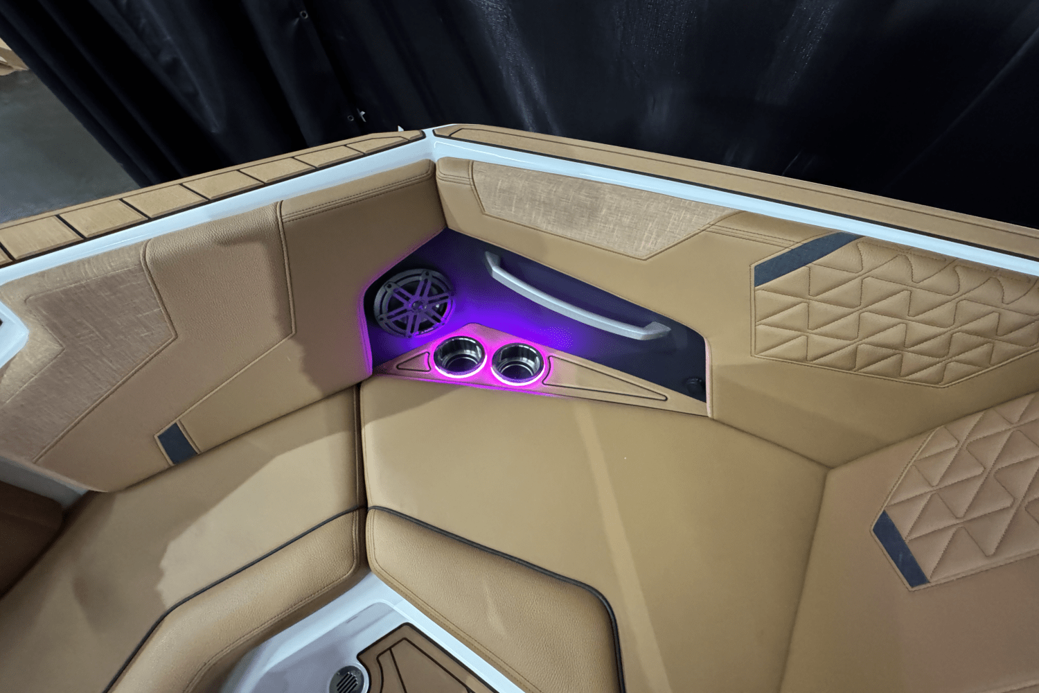 Slide: The Image of Nautique Super Air Nautique GS20 2025 - 35