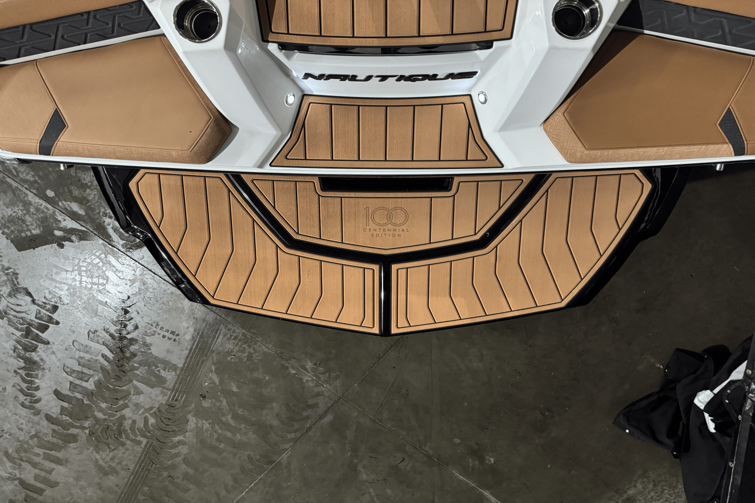 Slide: The Image of Nautique Super Air Nautique GS20 2025 - 7