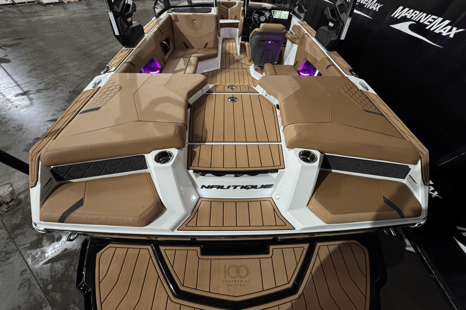 Slide: The Image of Nautique Super Air Nautique GS20 2025 - 8
