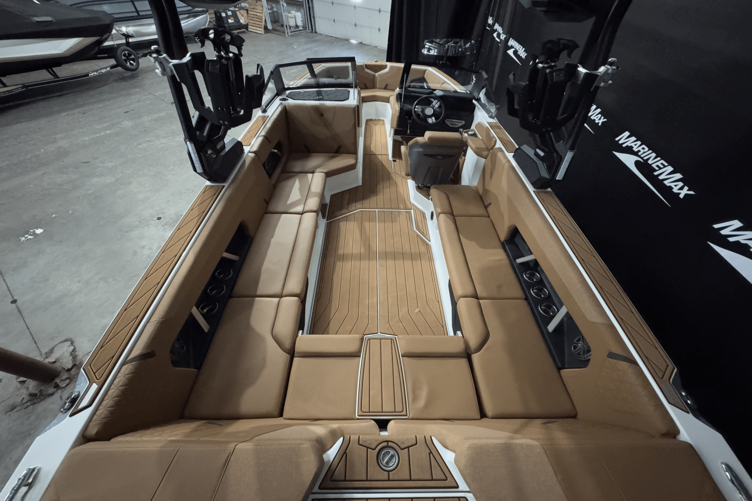 Slide: The Image of Nautique Super Air Nautique GS24 2025 - 13