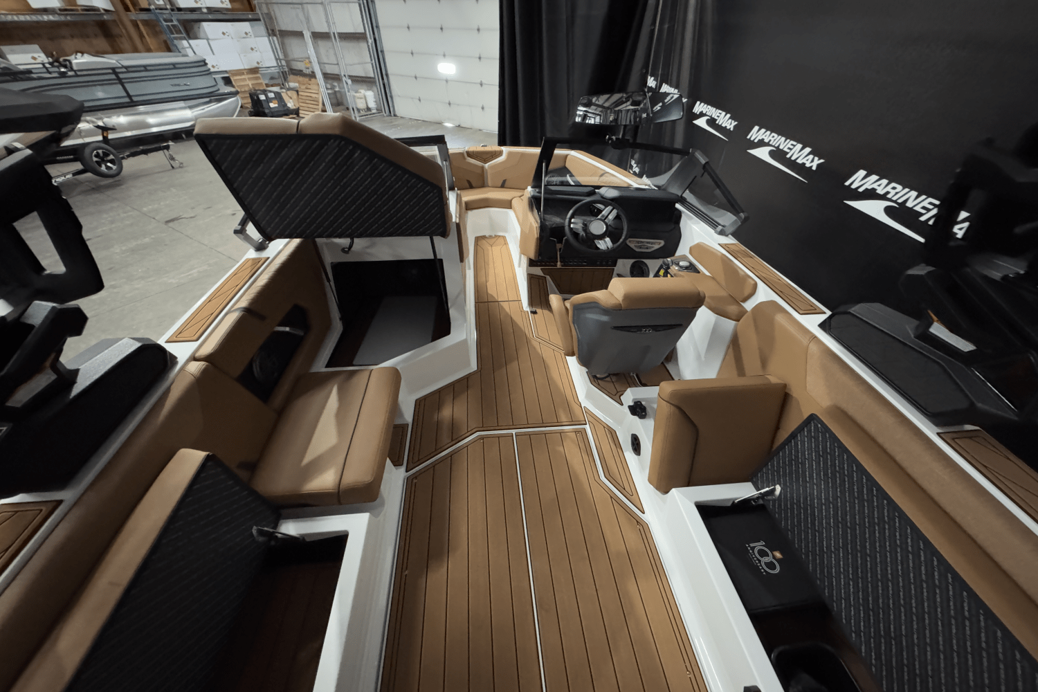 Slide: The Image of Nautique Super Air Nautique GS24 2025 - 18