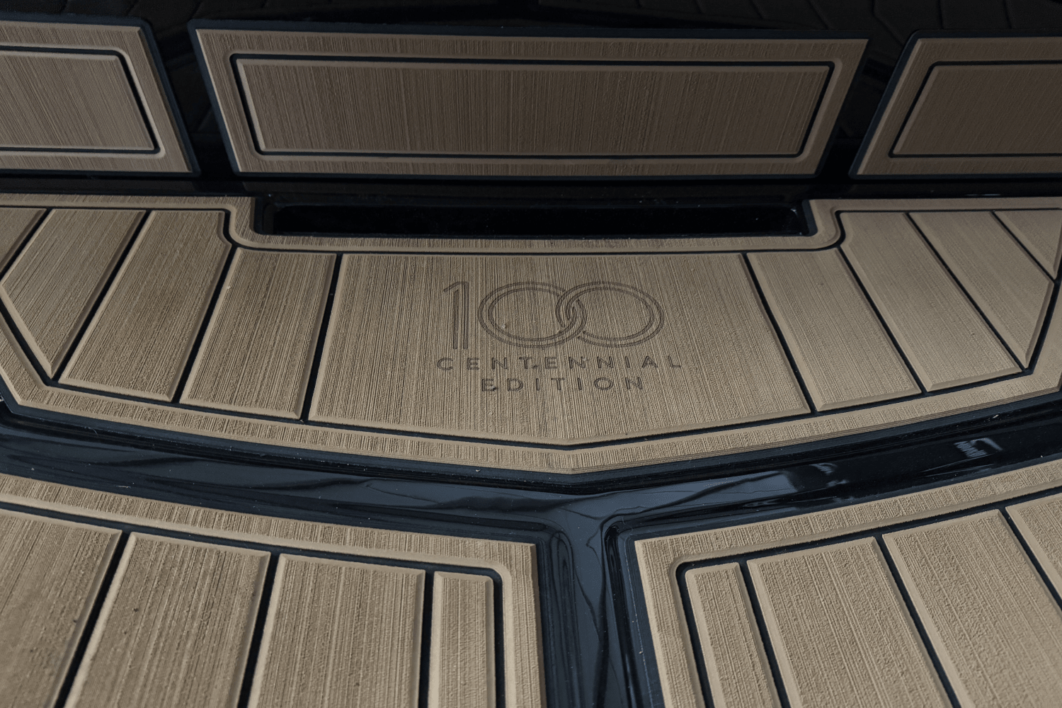 Slide: The Image of Nautique Super Air Nautique GS24 2025 - 8