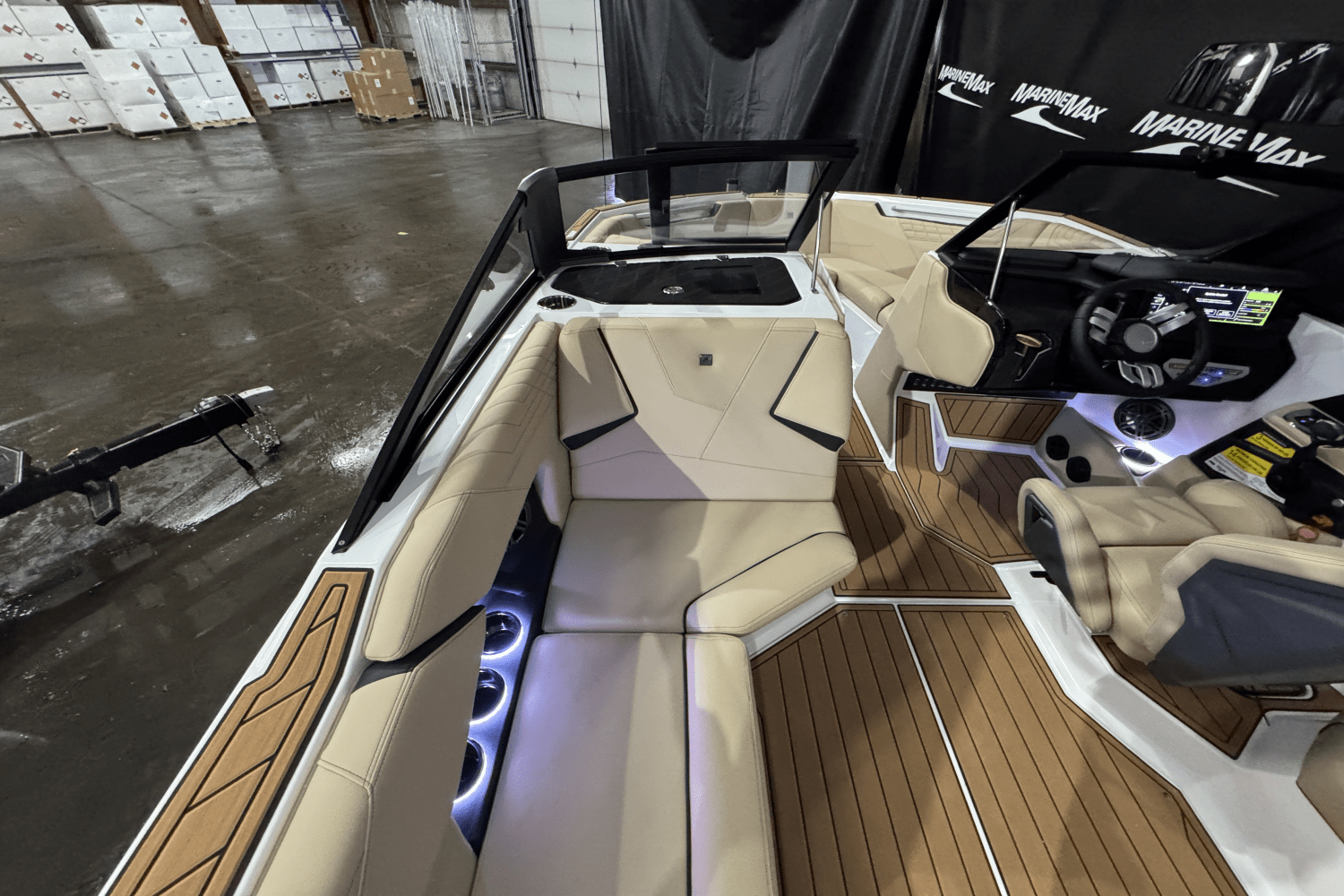 Slide: The Image of Nautique Super Air Nautique S21 2025 - 26