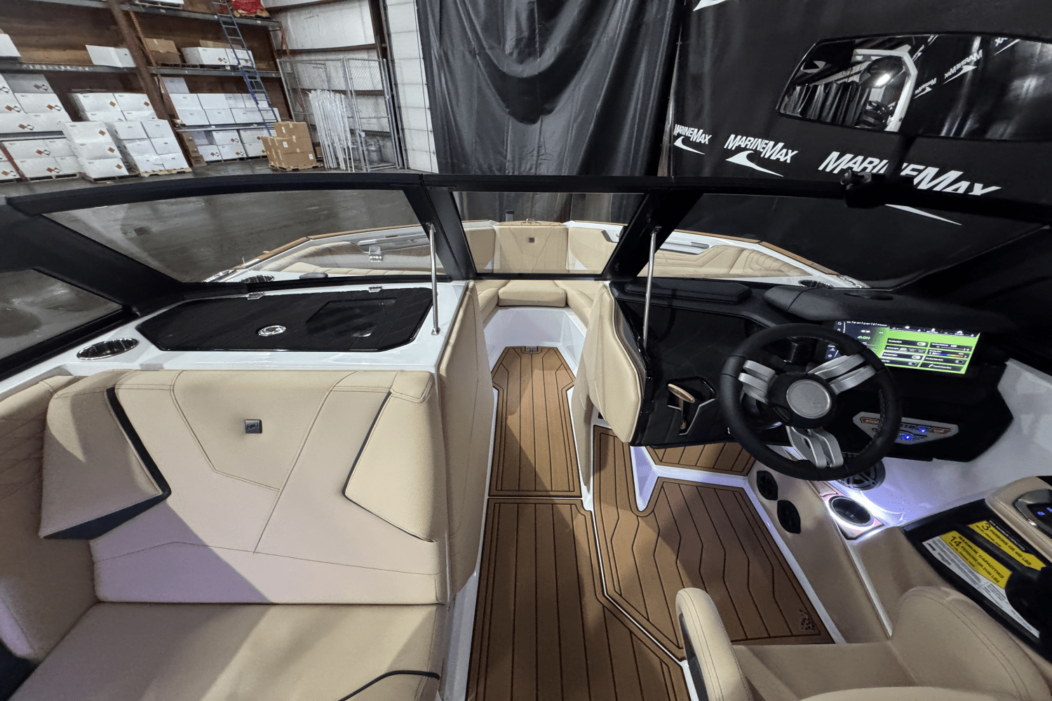 Slide: The Image of Nautique Super Air Nautique S21 2025 - 36