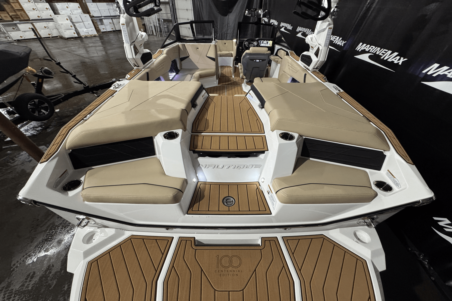 Slide: The Image of Nautique Super Air Nautique S21 2025 - 6