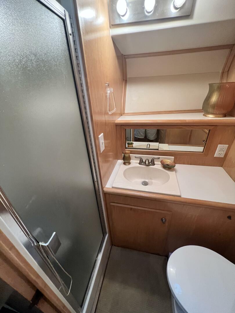Slide: The Image of 1994 Navigator 43 Flybridge - FANTASEA - 3870603